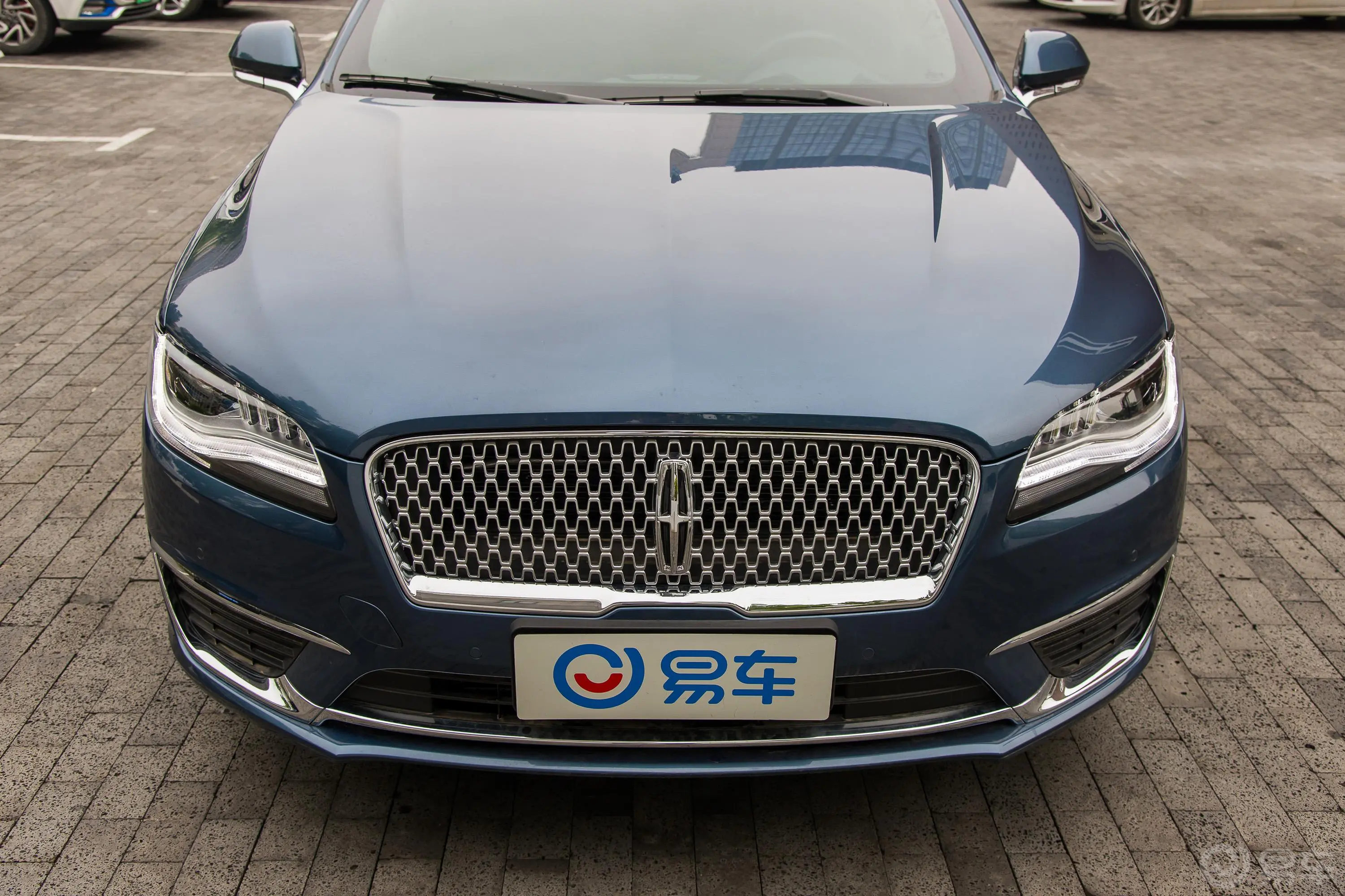 林肯MKZ2.0T 尊雅版 国V外观