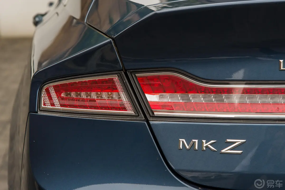 林肯MKZ2.0T 尊雅版 国V外观