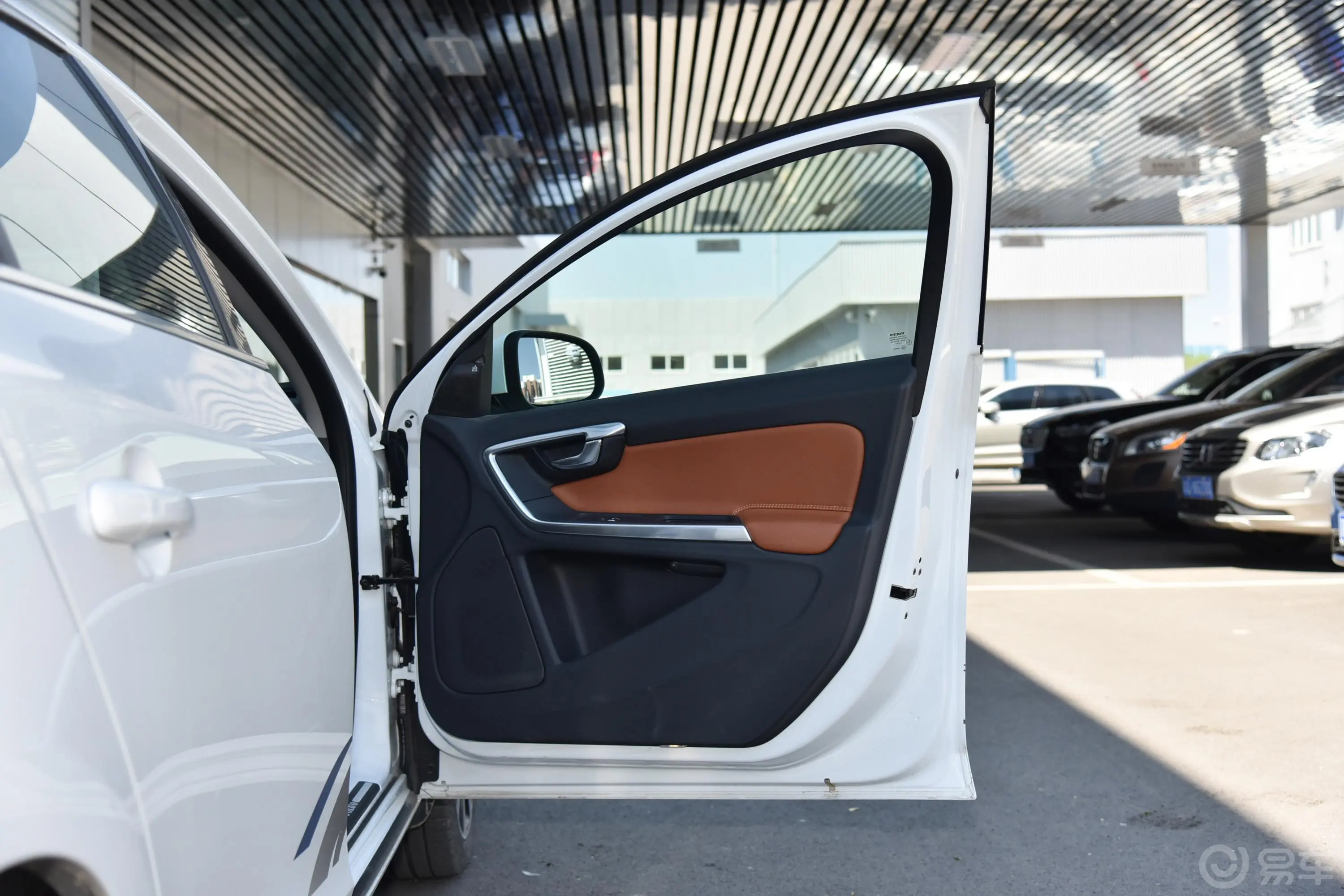 沃尔沃S60S60L T5 智驭版副驾驶员车门