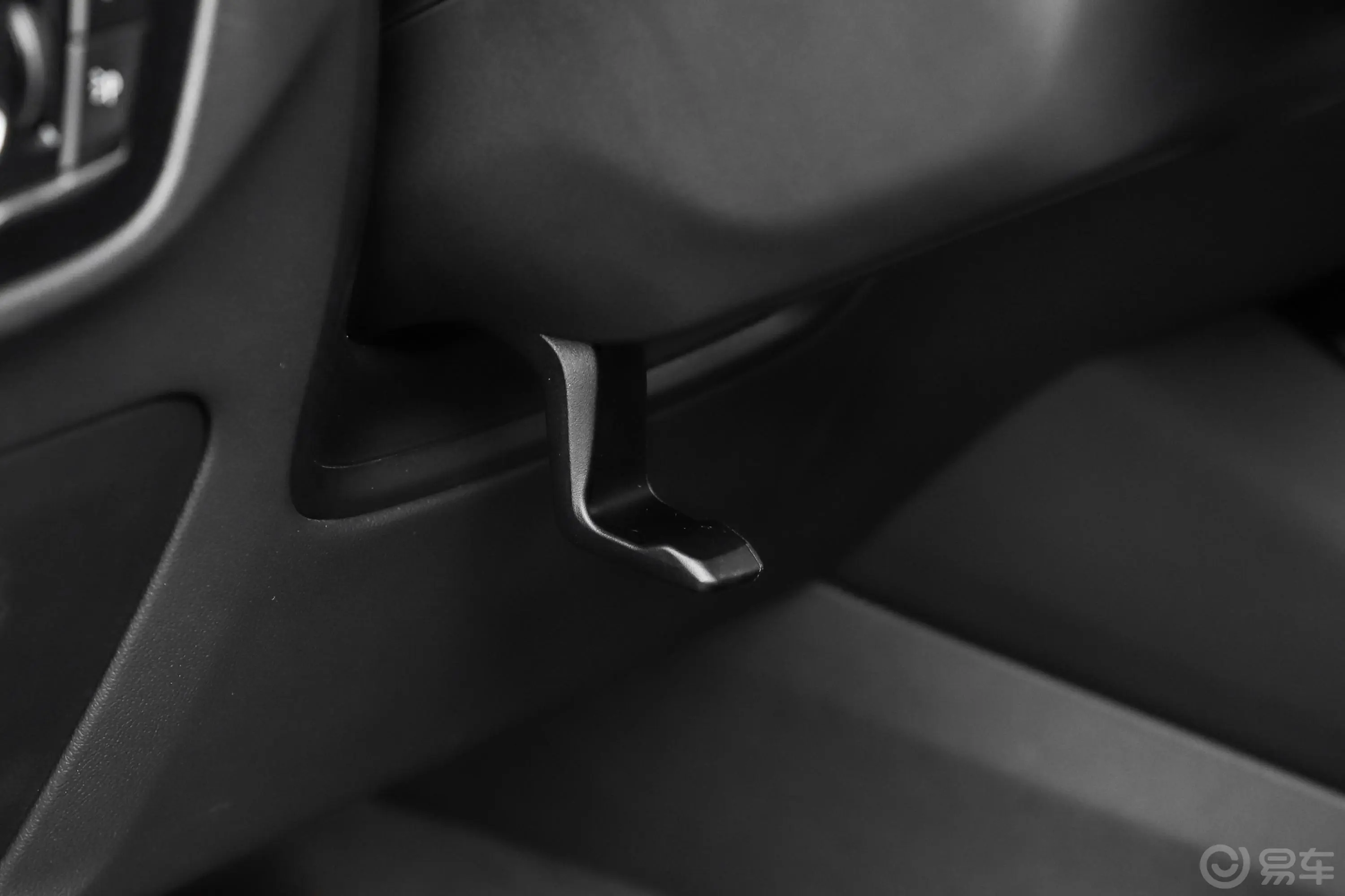宝马X3xDrive 25i 豪华套装方向盘调节