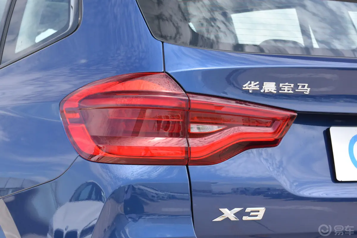 宝马X3xDrive 25i M运动套装外观