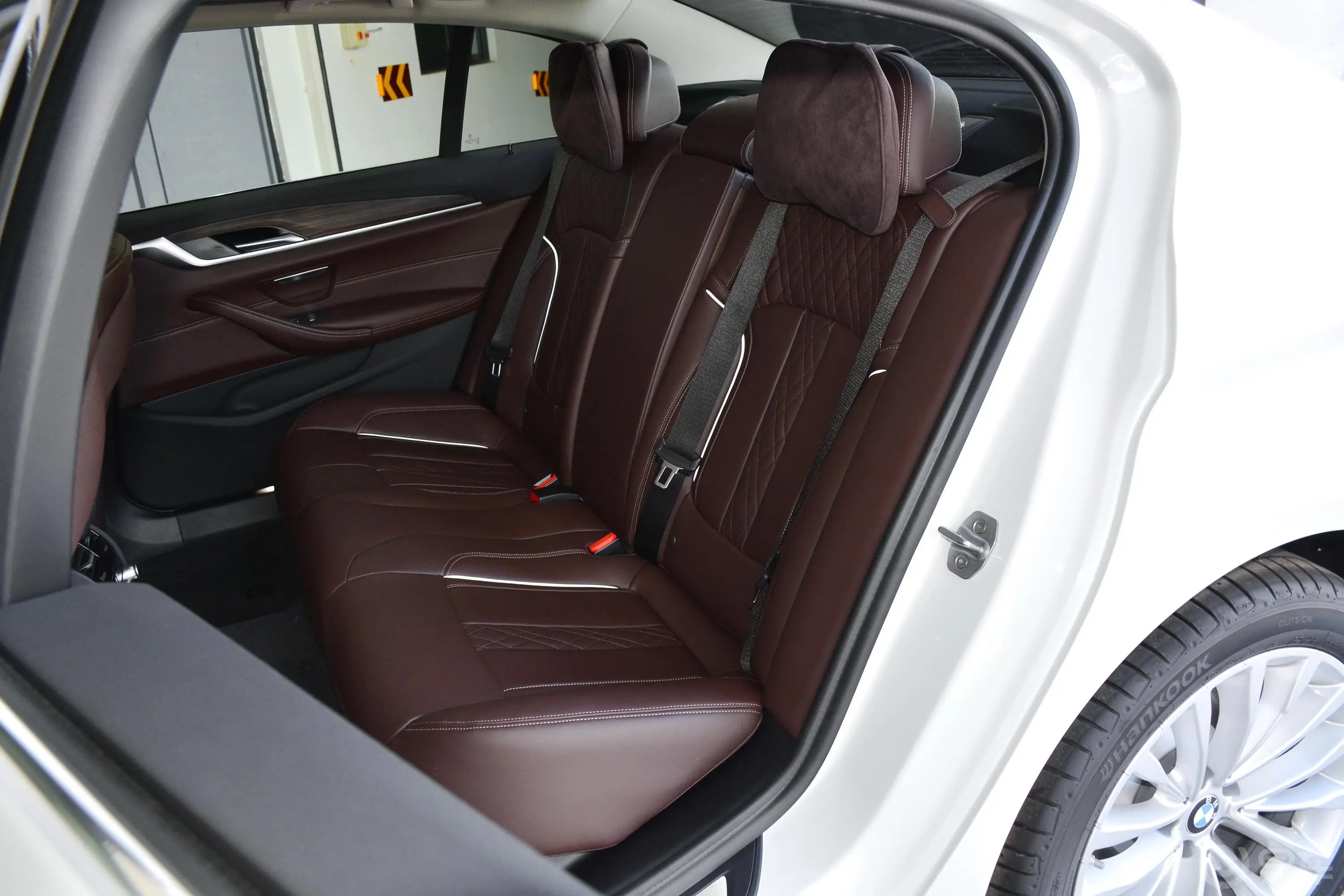 宝马5系改款 530Li 领先型 豪华套装后排座椅