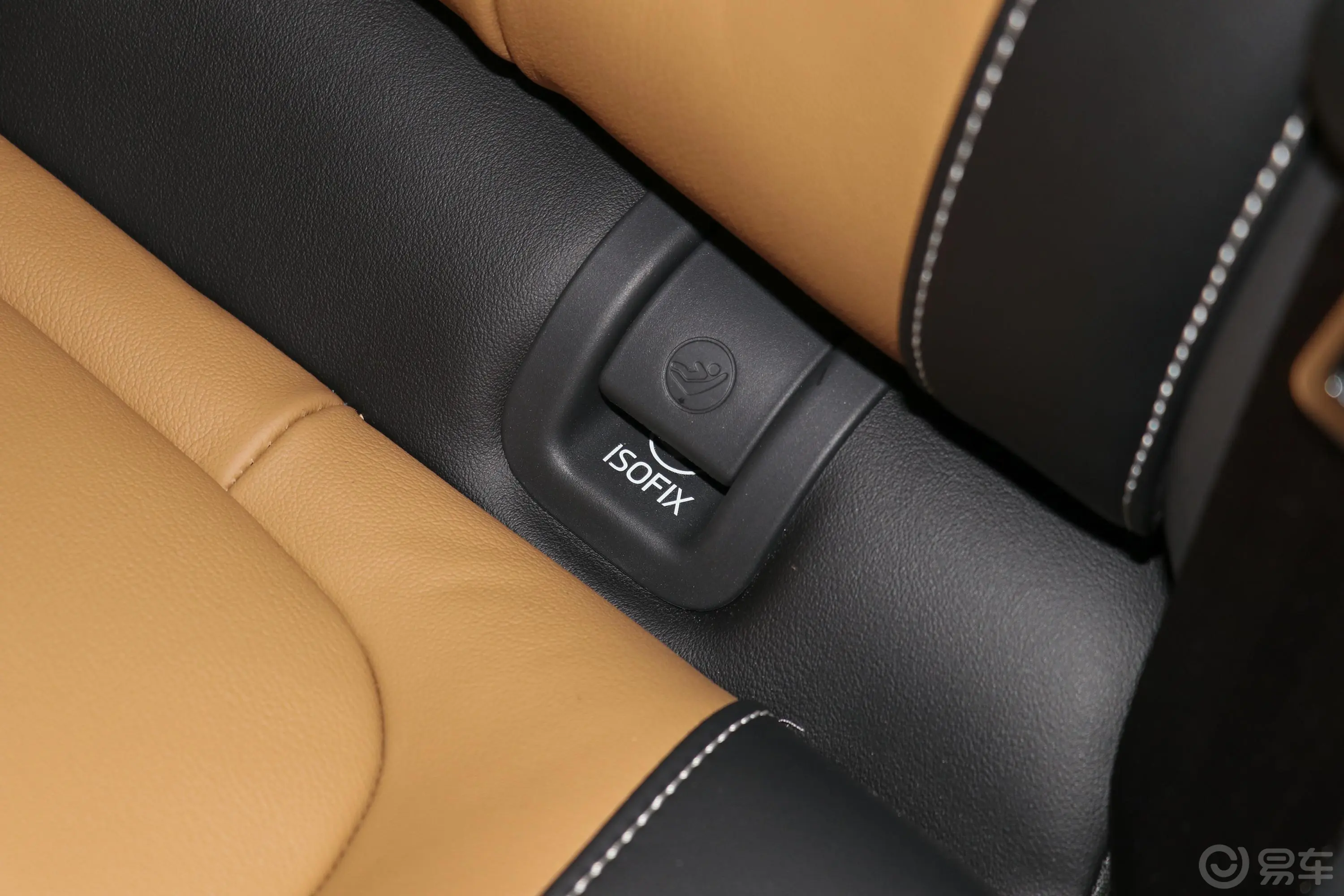 柯迪亚克GTTSI330 双离合 两驱 豪华版 国VI儿童座椅接口