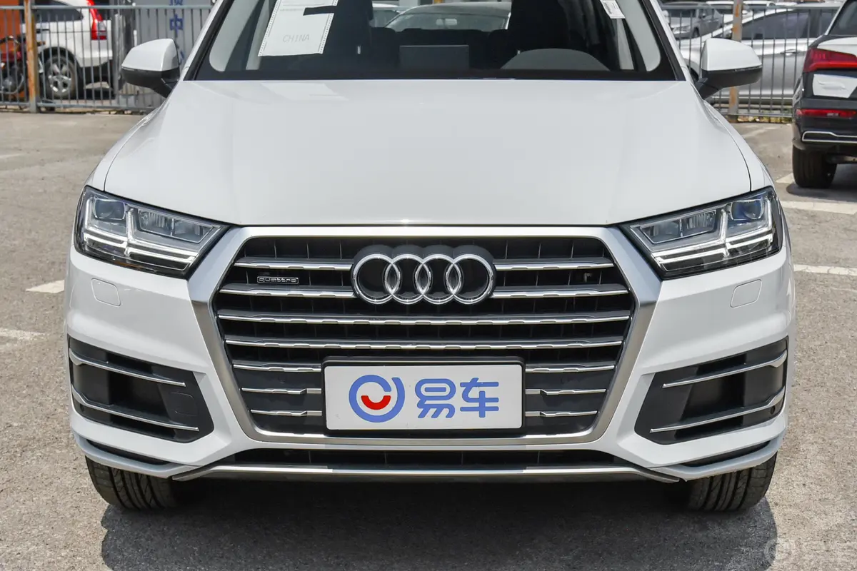 奥迪Q745 TFSI 舒适版外观