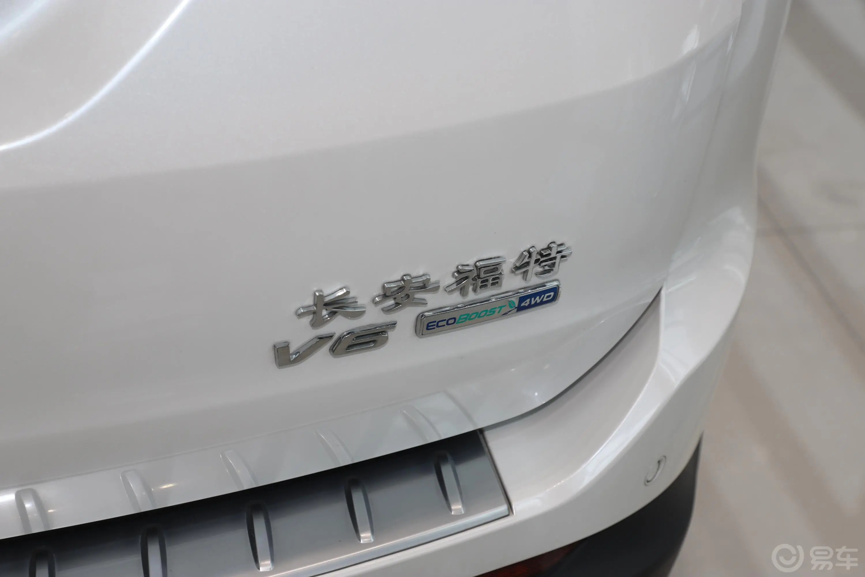 锐界EcoBoost 330 V6 四驱 旗舰版 7座 国V外观