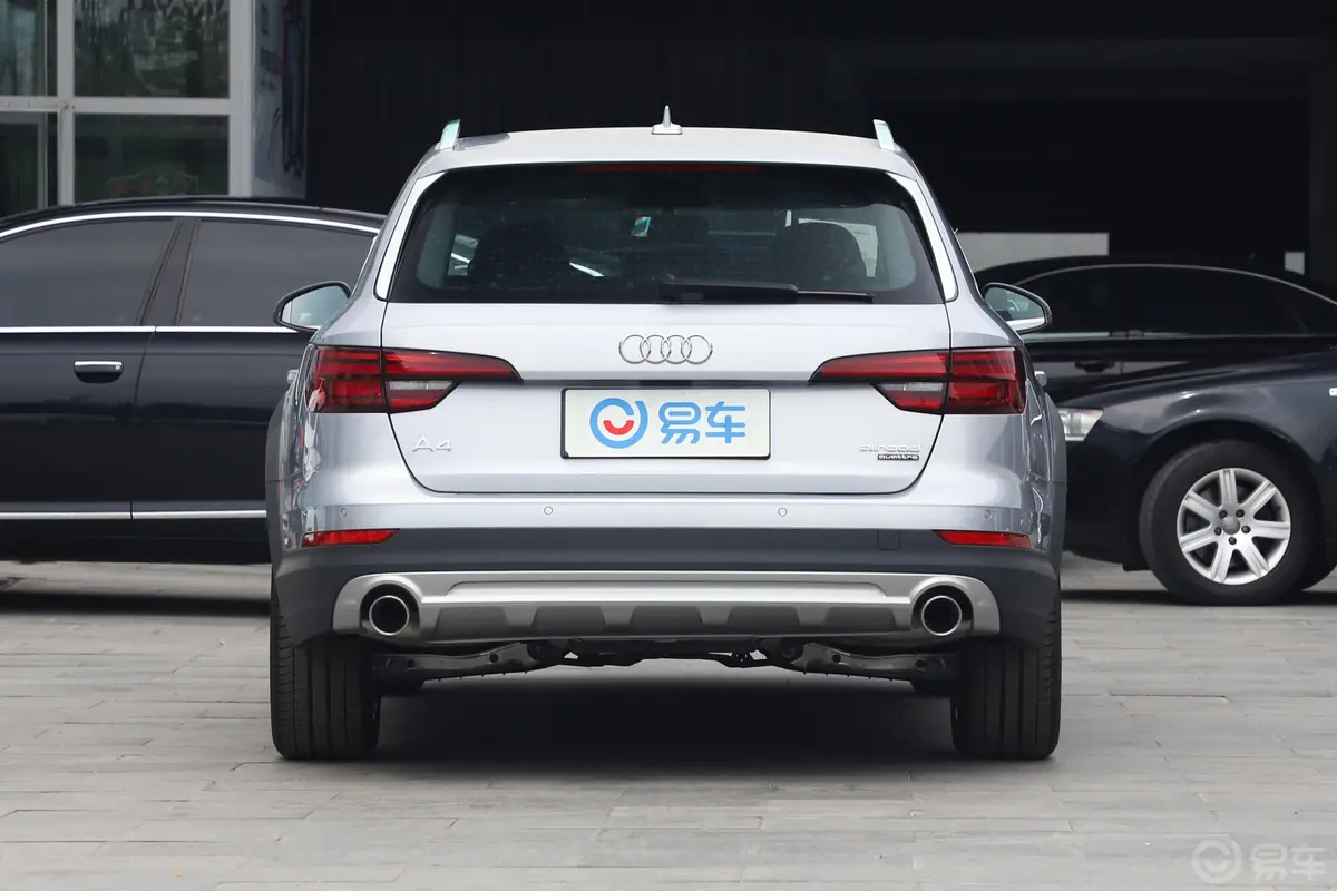 奥迪A4(进口)45TFSI allroad quattro 时尚版外观