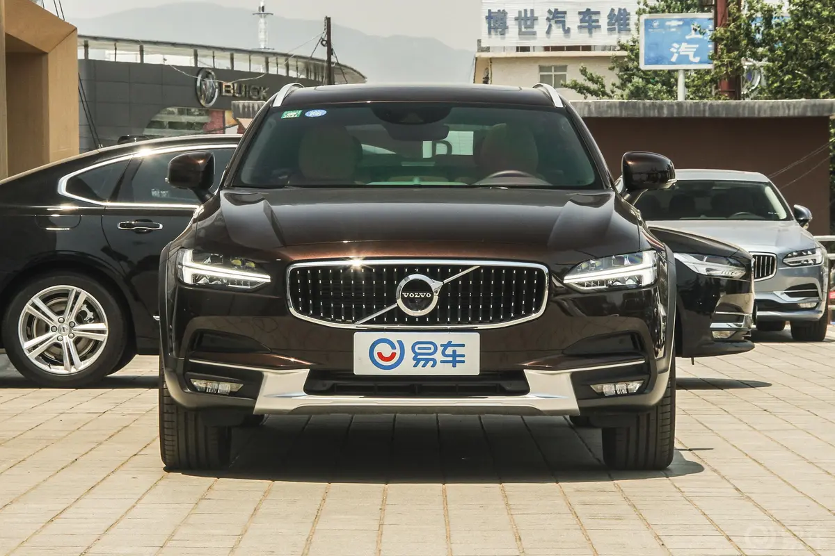 沃尔沃V90Cross Country T5 四驱 智尊版 国Ⅴ正前水平