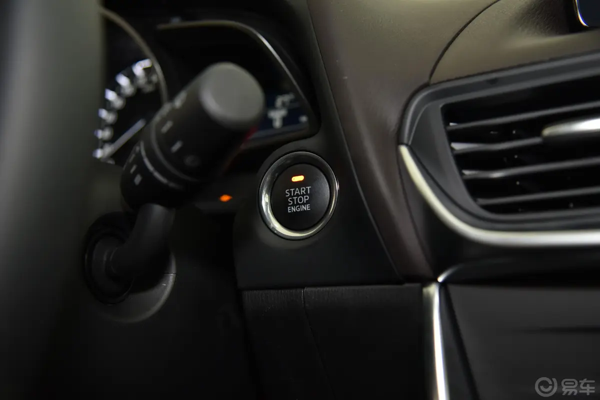 马自达CX-42.0L 手自一体 两驱 蓝天品位升级版 国VI钥匙孔或一键启动按键