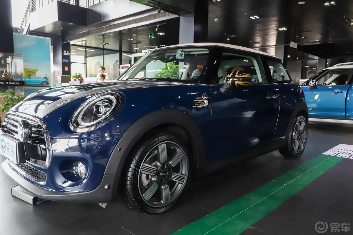 MINI60周年纪念版 1.5T COOPER 双离合 三门版外观