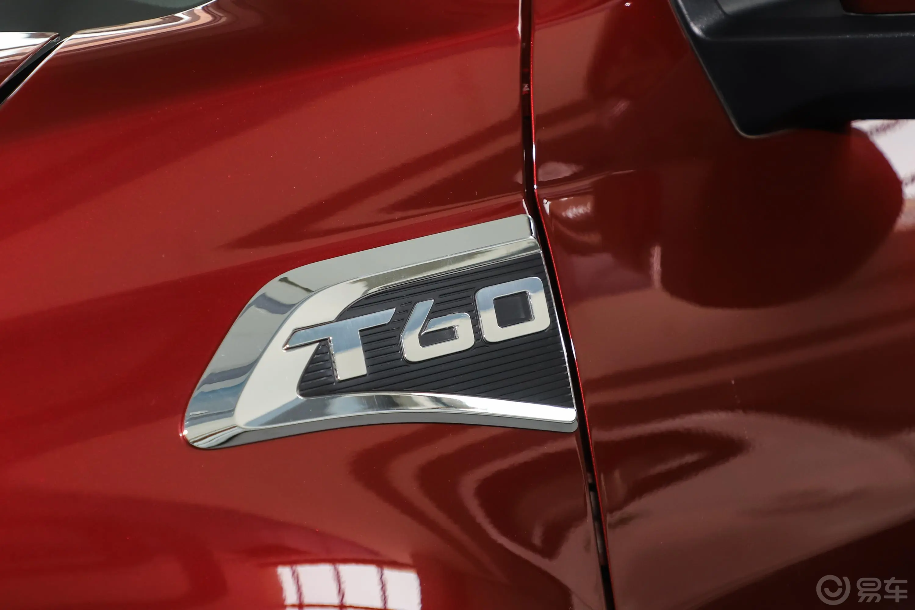 大通T60标厢 2.0T 手自一体 两驱 高底盘舒享版 汽油外观