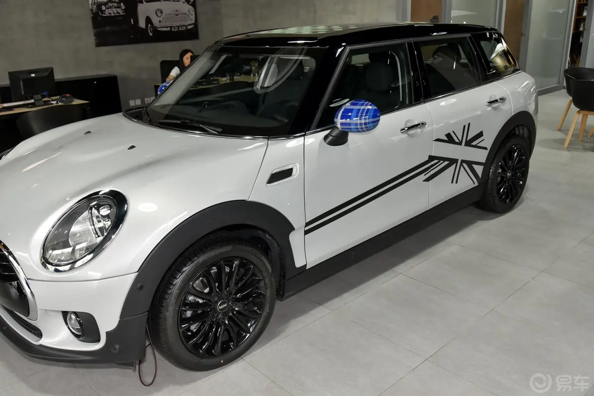 MINI CLUBMAN1.5T COOPER 经典派外观