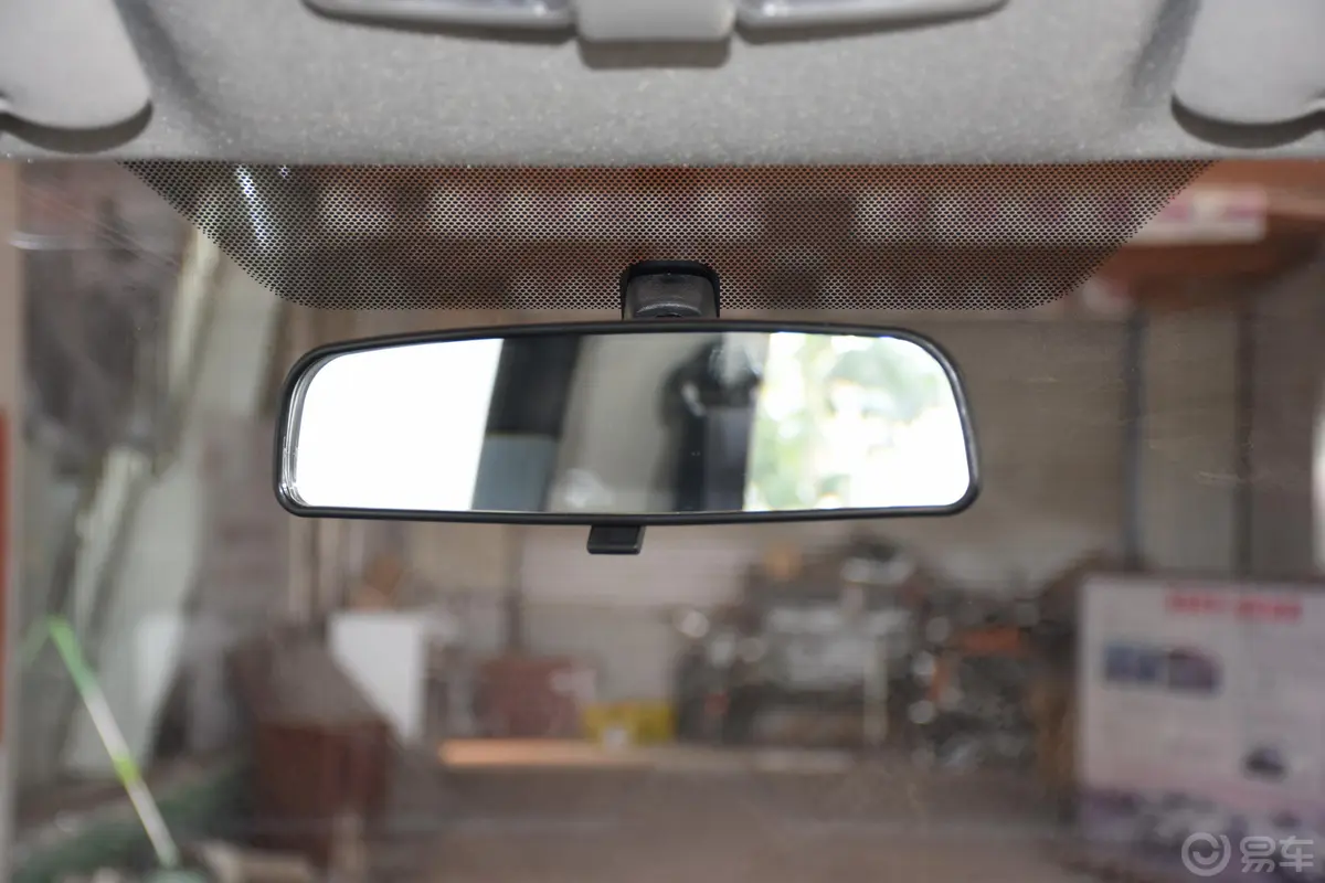 瑞迈S标轴版 2.0T 手动 两驱 豪华款 汽油 国V内后视镜