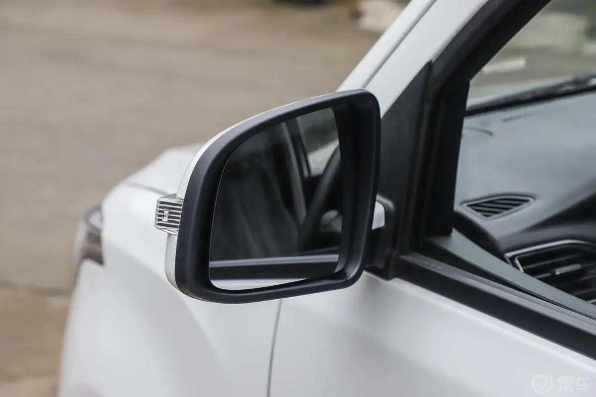 欧诺S欧诺S 1.5L 手动 厢式运输车 国V后视镜镜面