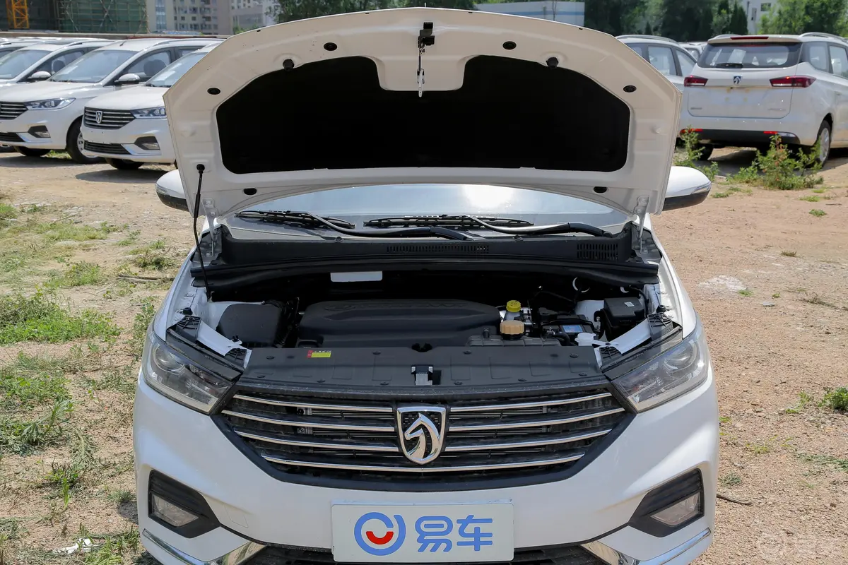 宝骏3601.5L AMT 精英型 国VI发动机舱整体