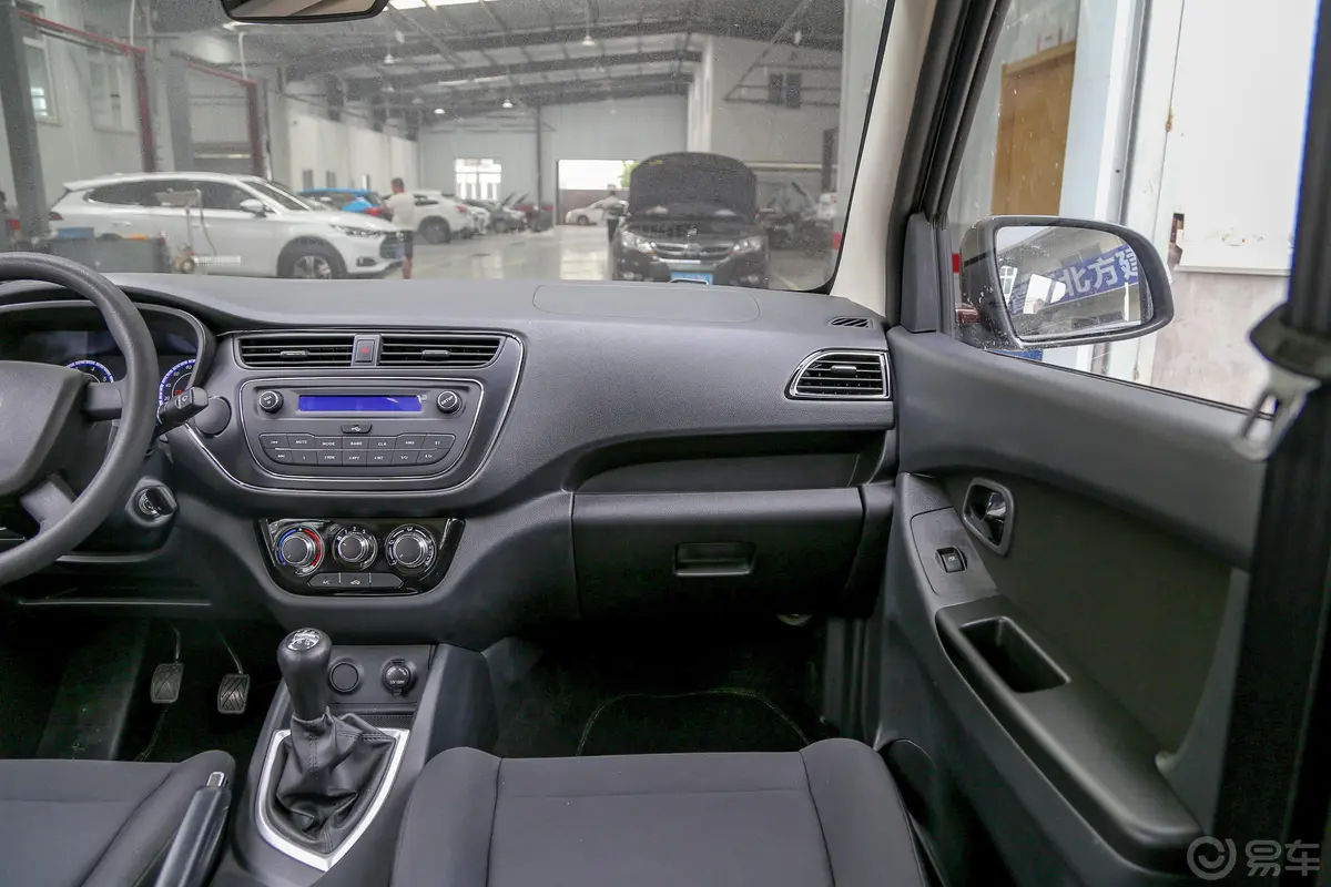 欧诺S欧诺S 1.5L 手动 经济版 国V副驾驶位区域