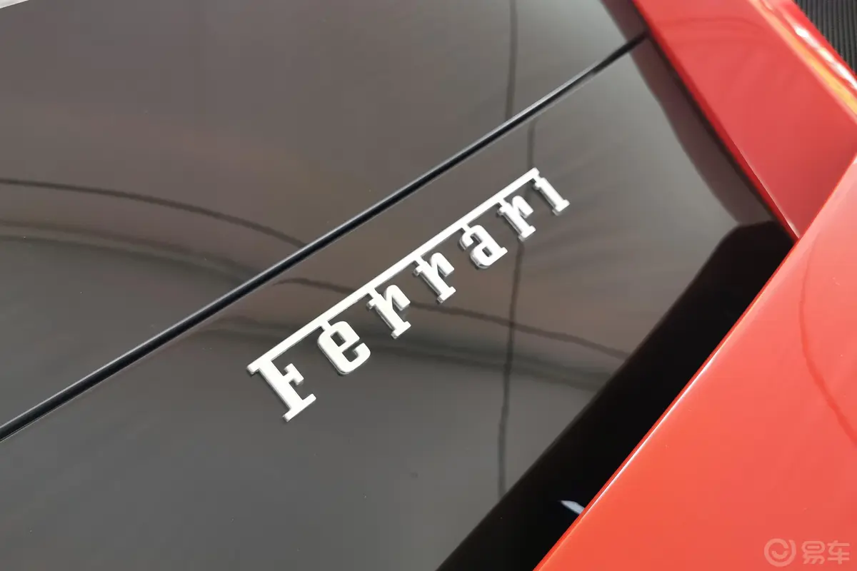 法拉利F8Tributo 3.9T外观细节