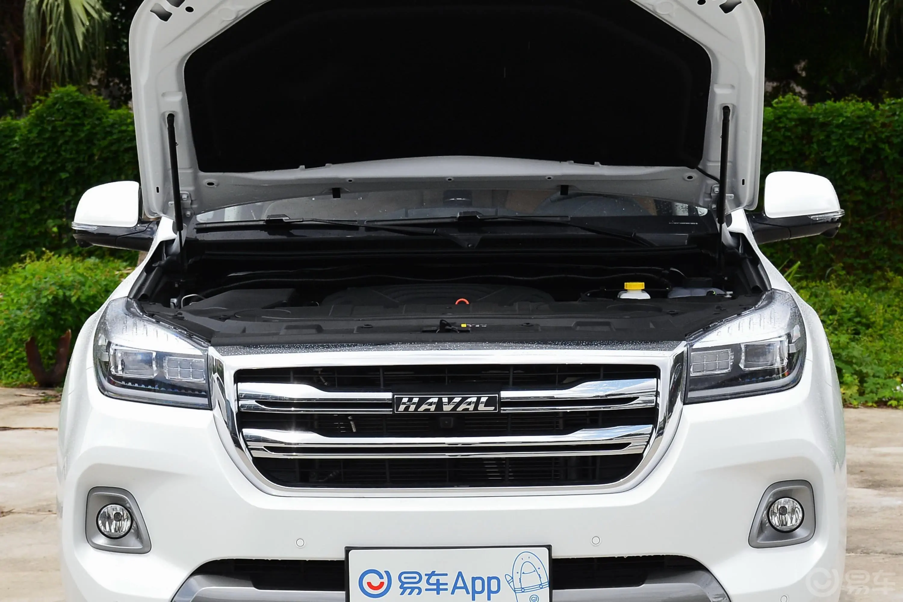 哈弗H92.0T 手自一体 四驱 智享型 5座前舱整体
