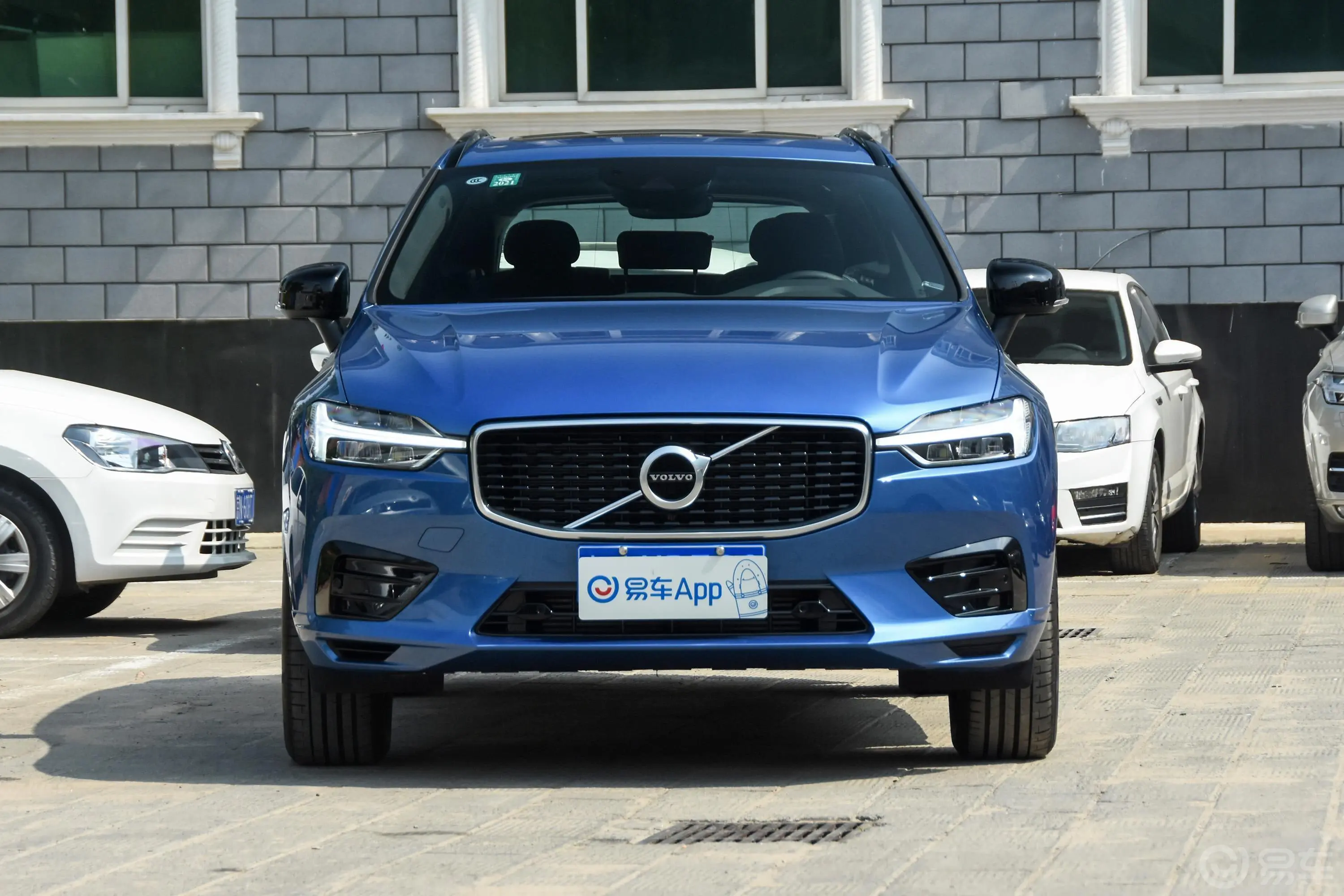 沃尔沃XC60T5 四驱 智远运动版正前水平