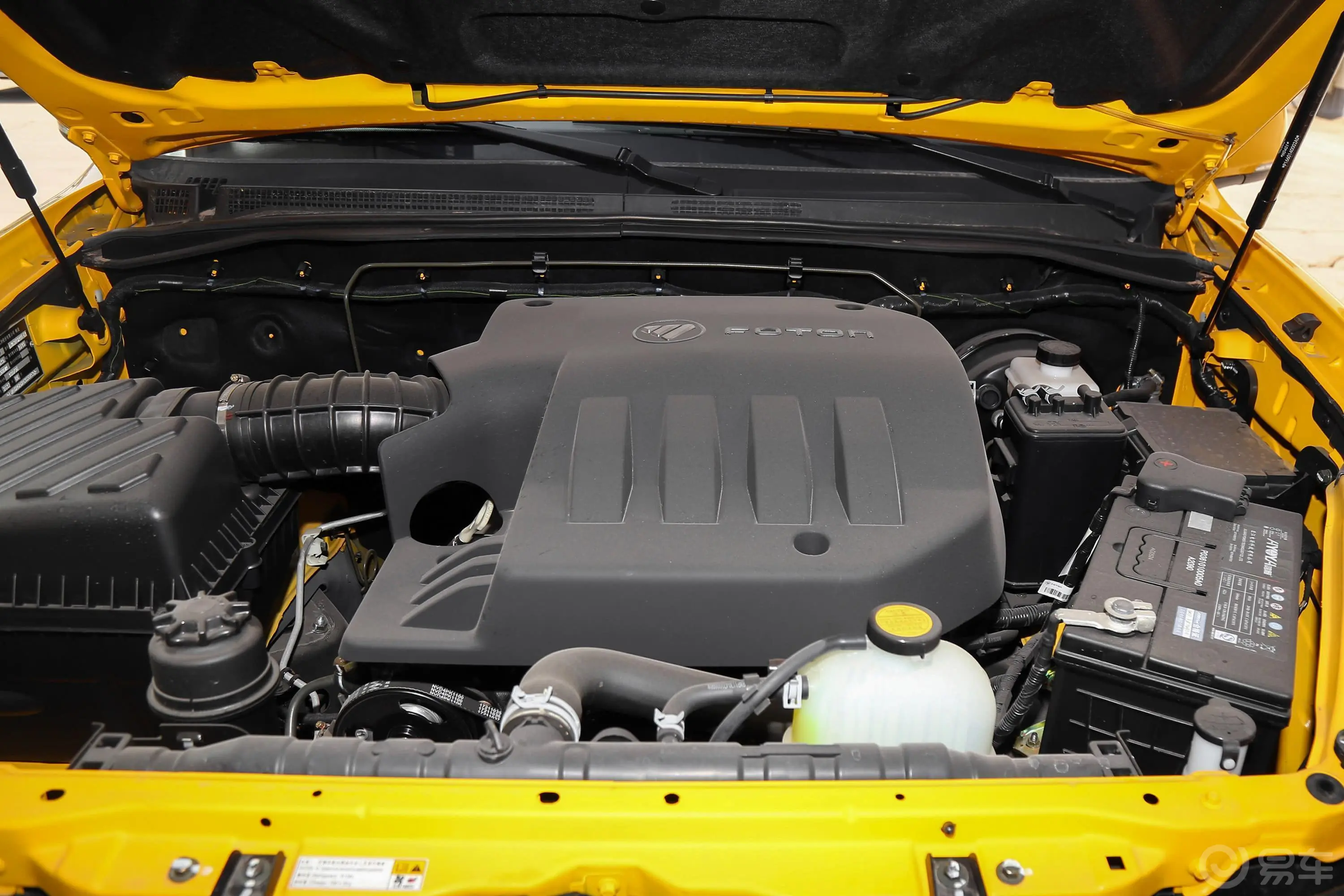拓陆者E32.4L 手动 两驱 标箱 舒适版 汽油外观