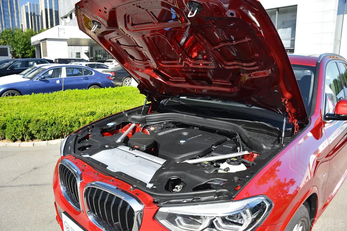 宝马X3xDrive 28i M运动套装外观