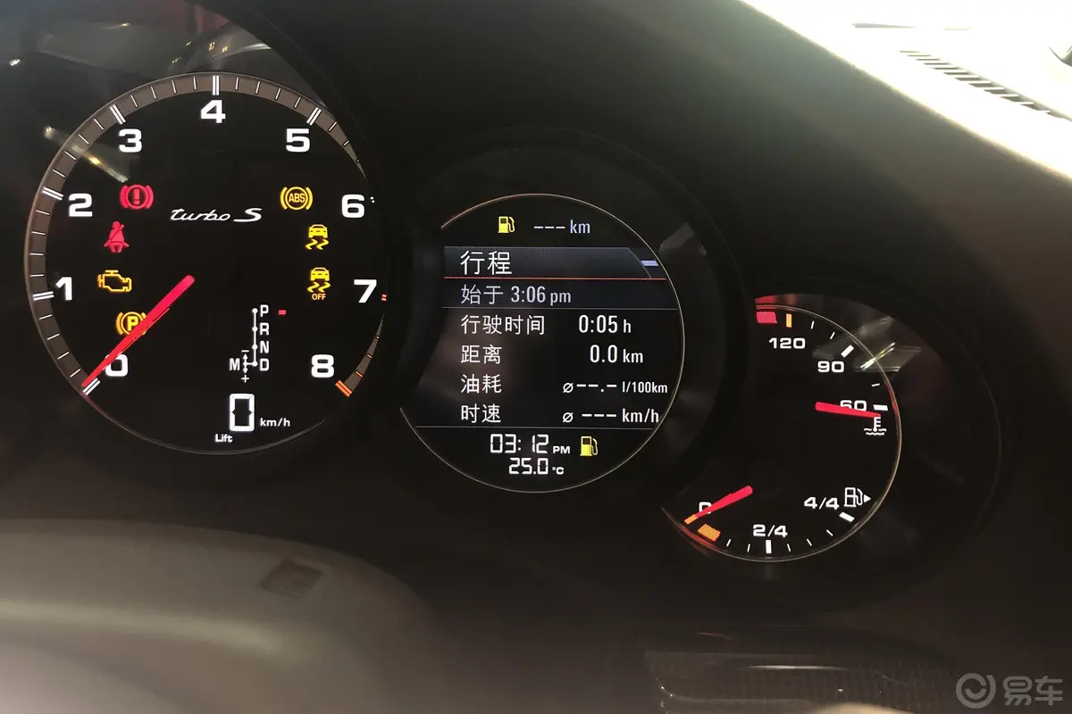 保时捷911Turbo S 3.8T内饰