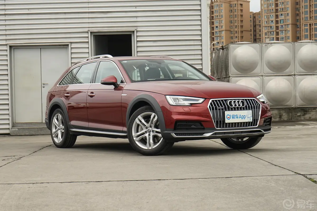 奥迪A4(进口)45TFSI allroad quattro 时尚版外观