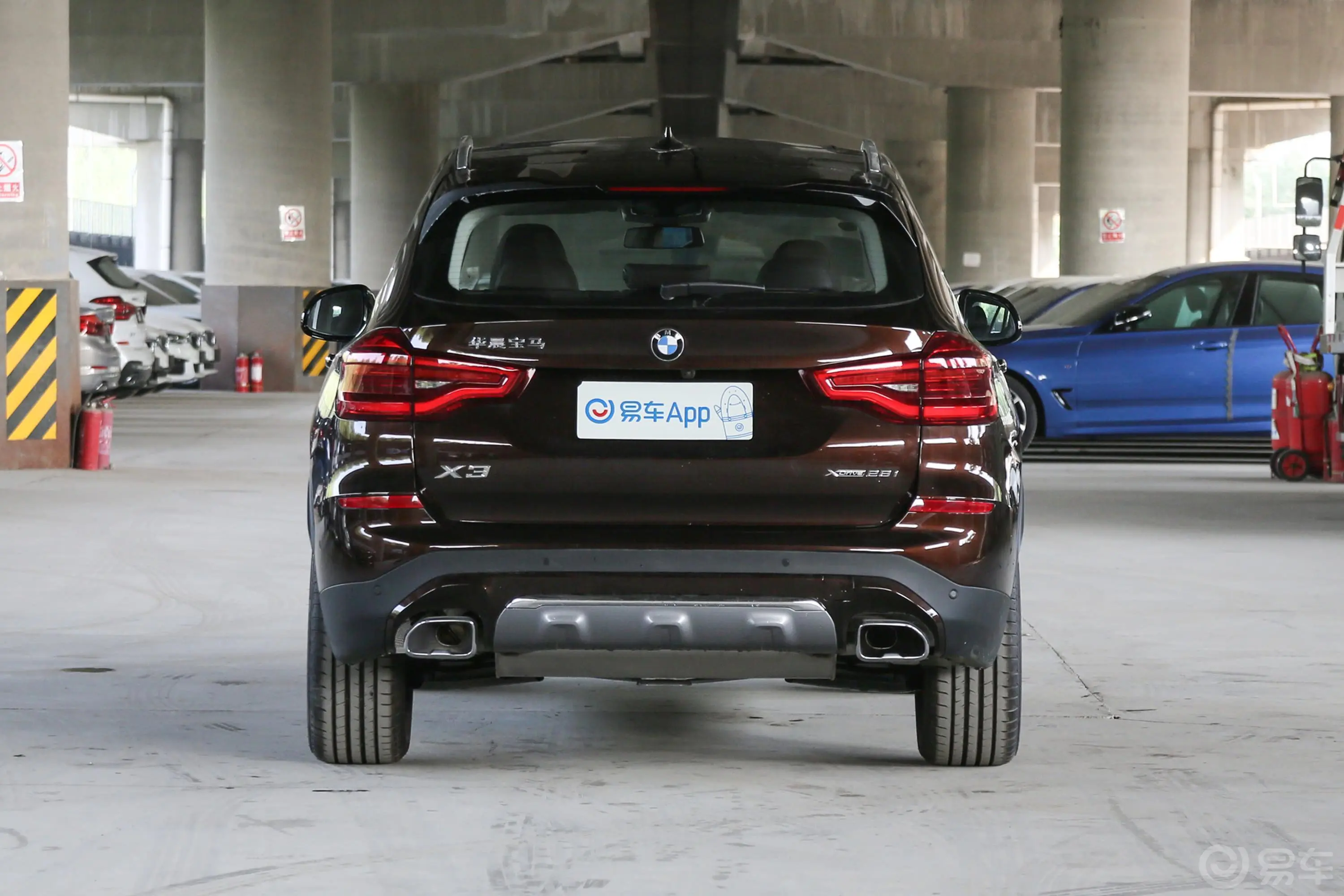 宝马X3xDrive 28i 豪华套装外观