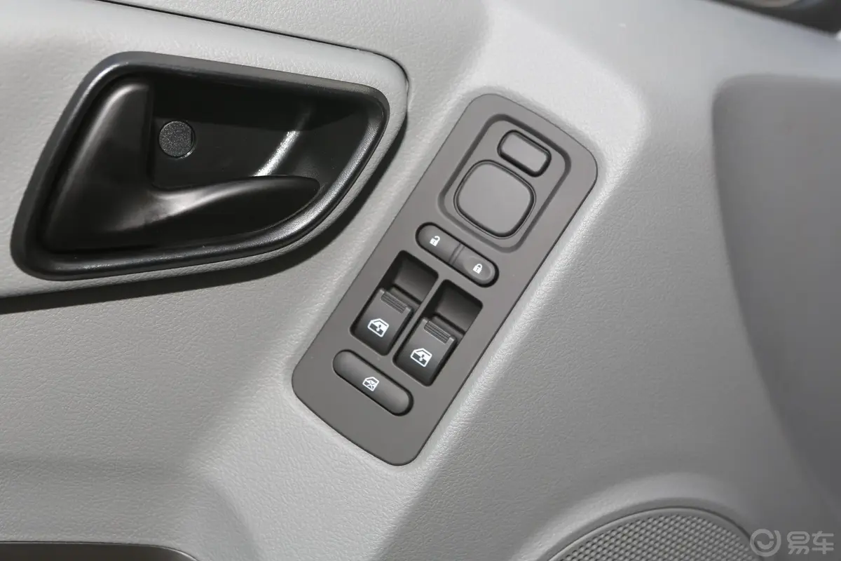 图雅诺S 2.8T 手动 两驱 商运版 长轴车窗调节整体
