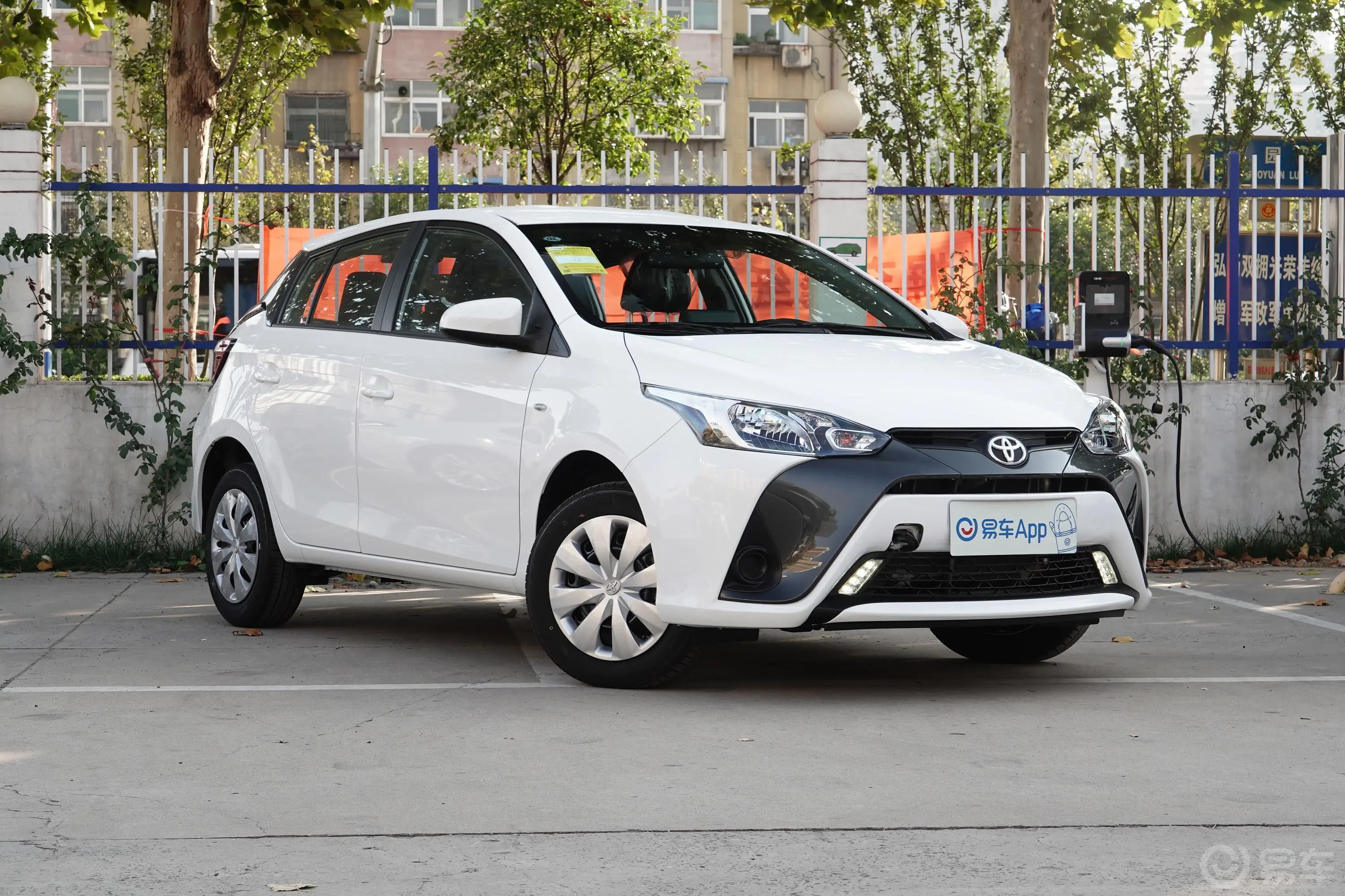 YARiS L 致炫1.5L CVT 领先版车辆信息铭牌