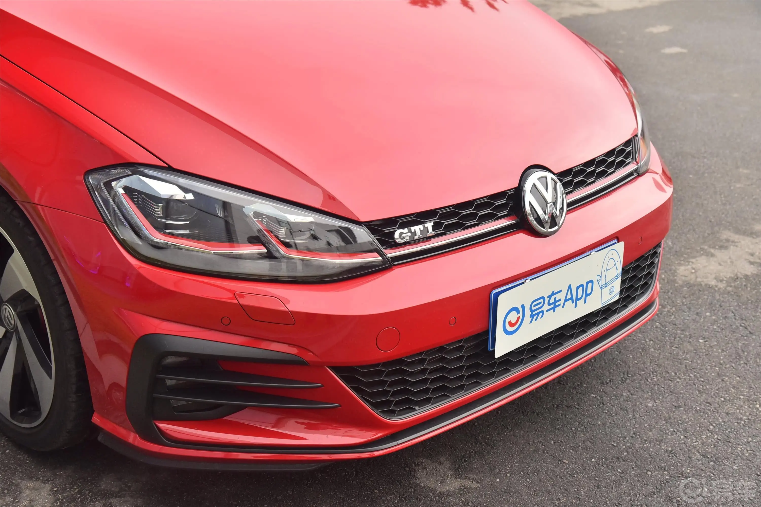 高尔夫GTI 2.0TSI 双离合 国V外观