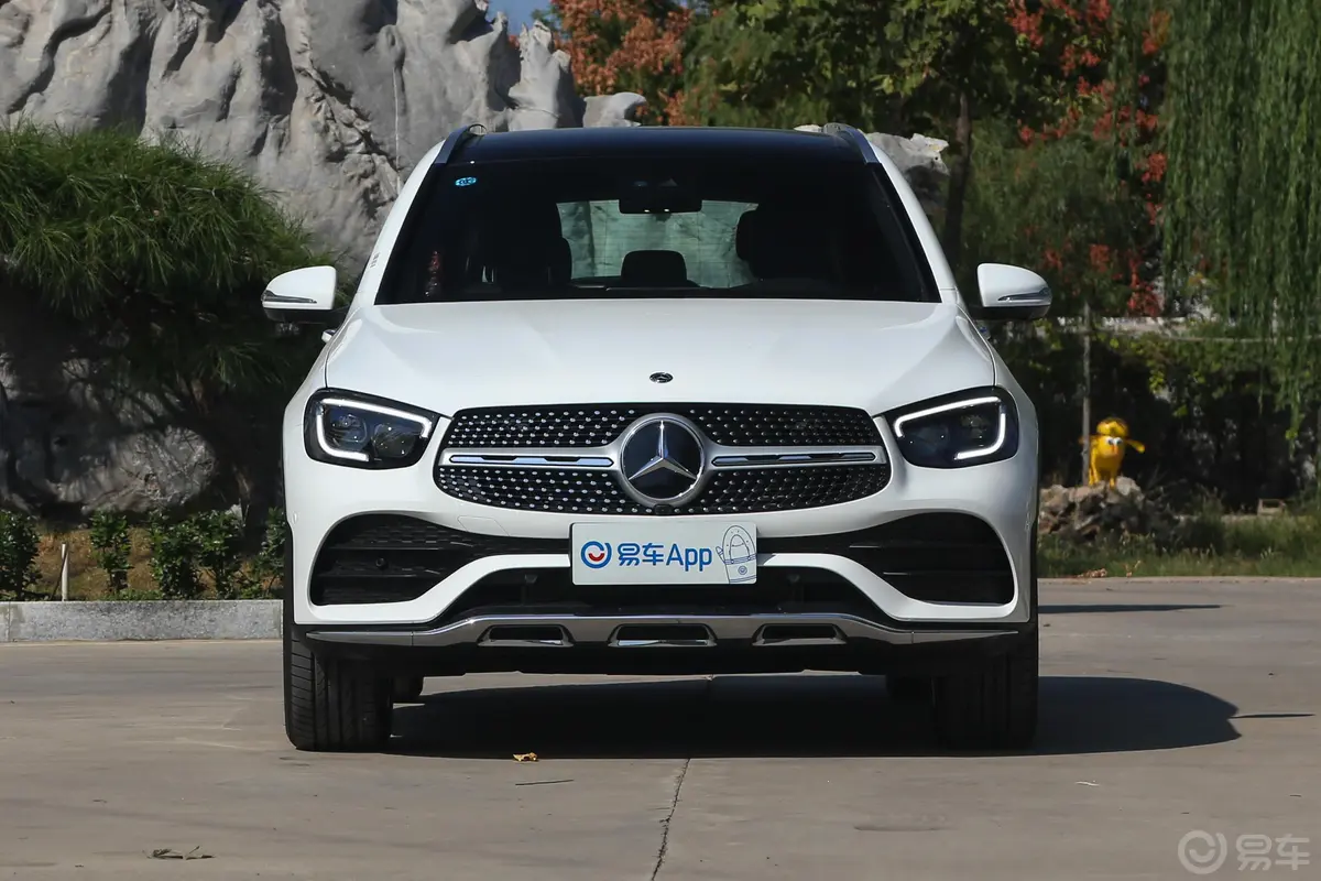 奔驰GLCGLC 300 L 4MATIC 豪华型正前水平