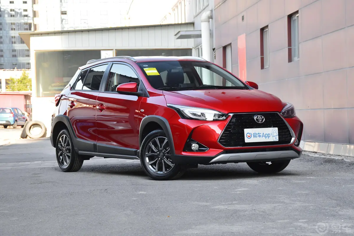 YARiS L 致炫致炫X 1.5L CVT 豪华版前轮毂造型