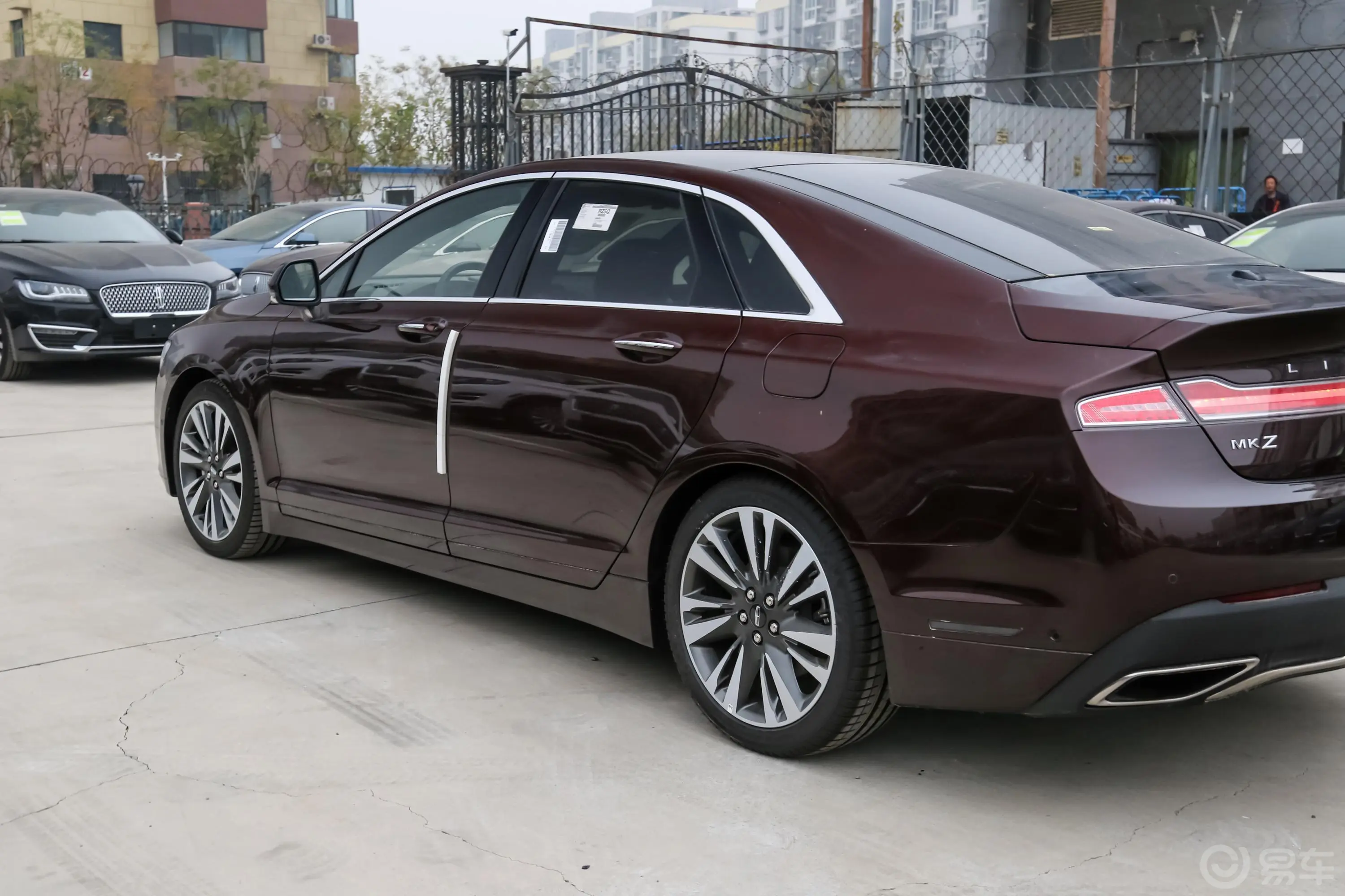 林肯MKZ2.0T 尊耀版 国V外观