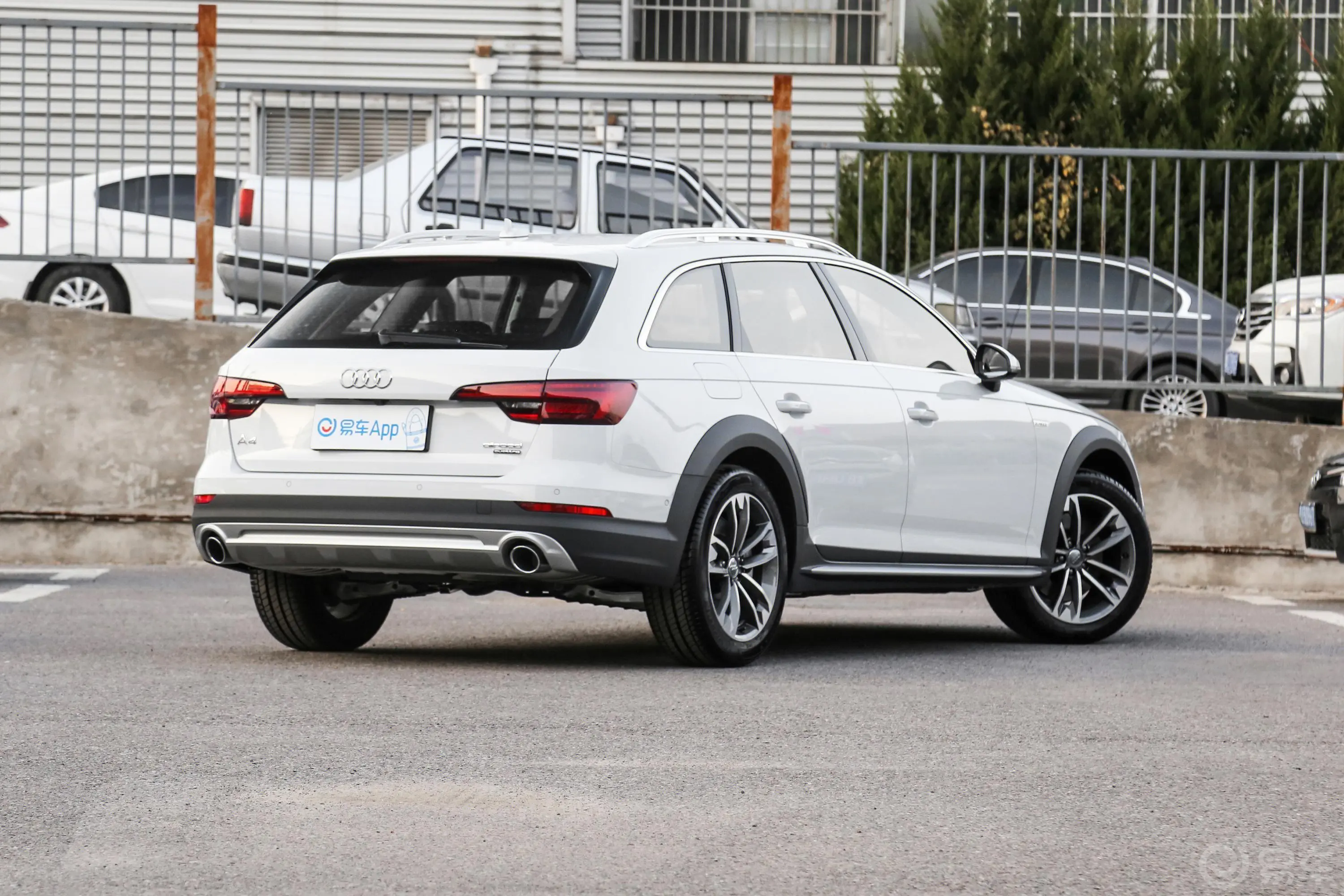 奥迪A4(进口)45TFSI allroad quattro 运动版外观