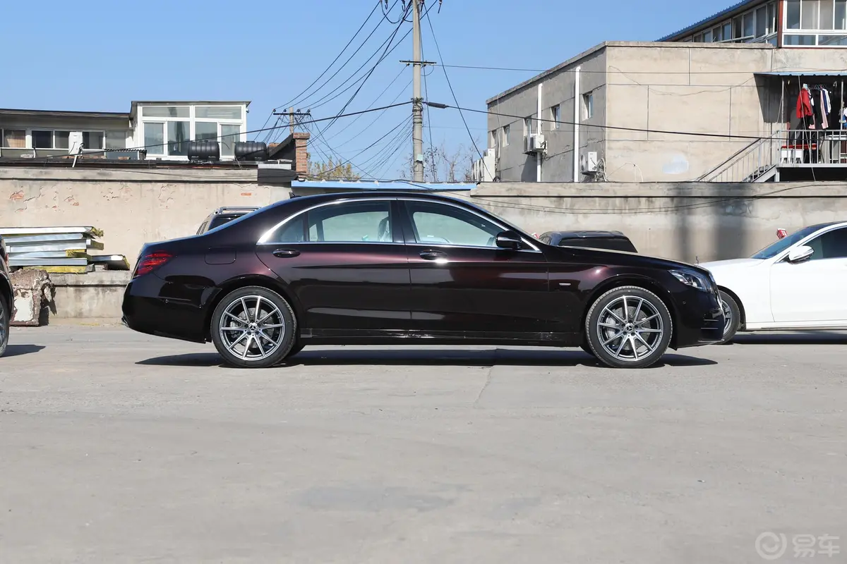 奔驰S级S 450 L 4MATIC 臻藏版外观