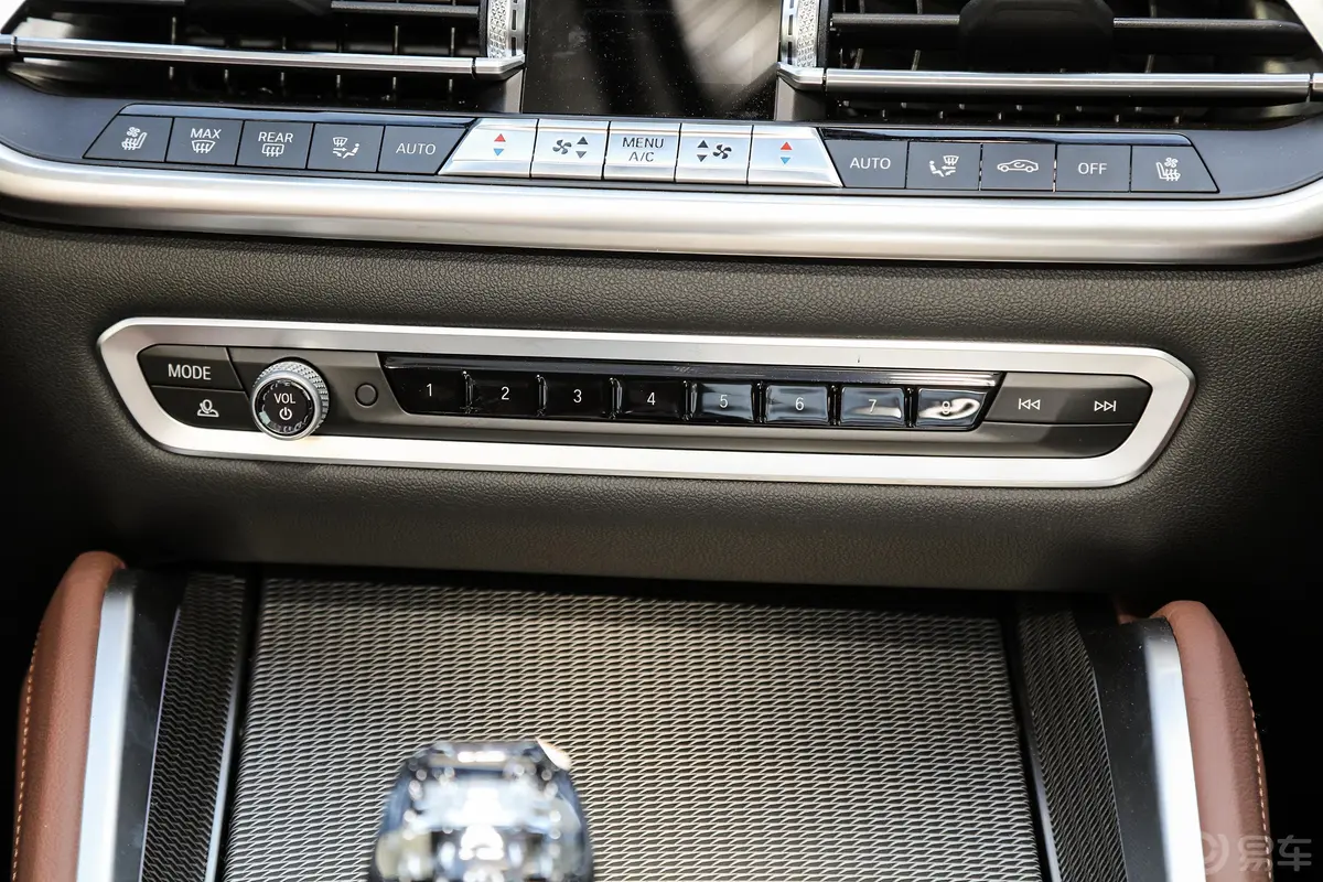 宝马X6xDrive40i 尊享型 M运动套装音响