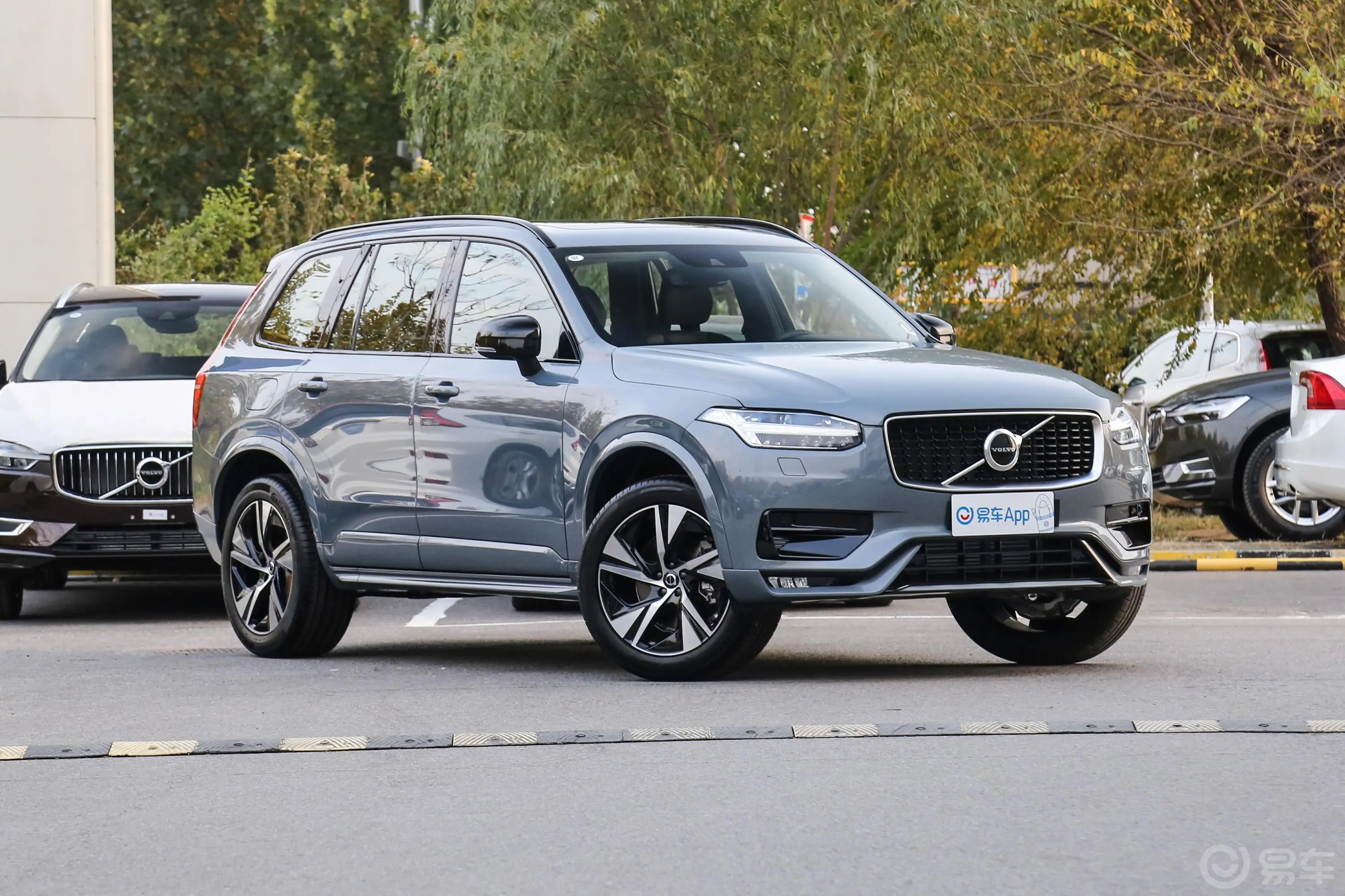 沃尔沃XC90T6 智逸运动版 7座外观