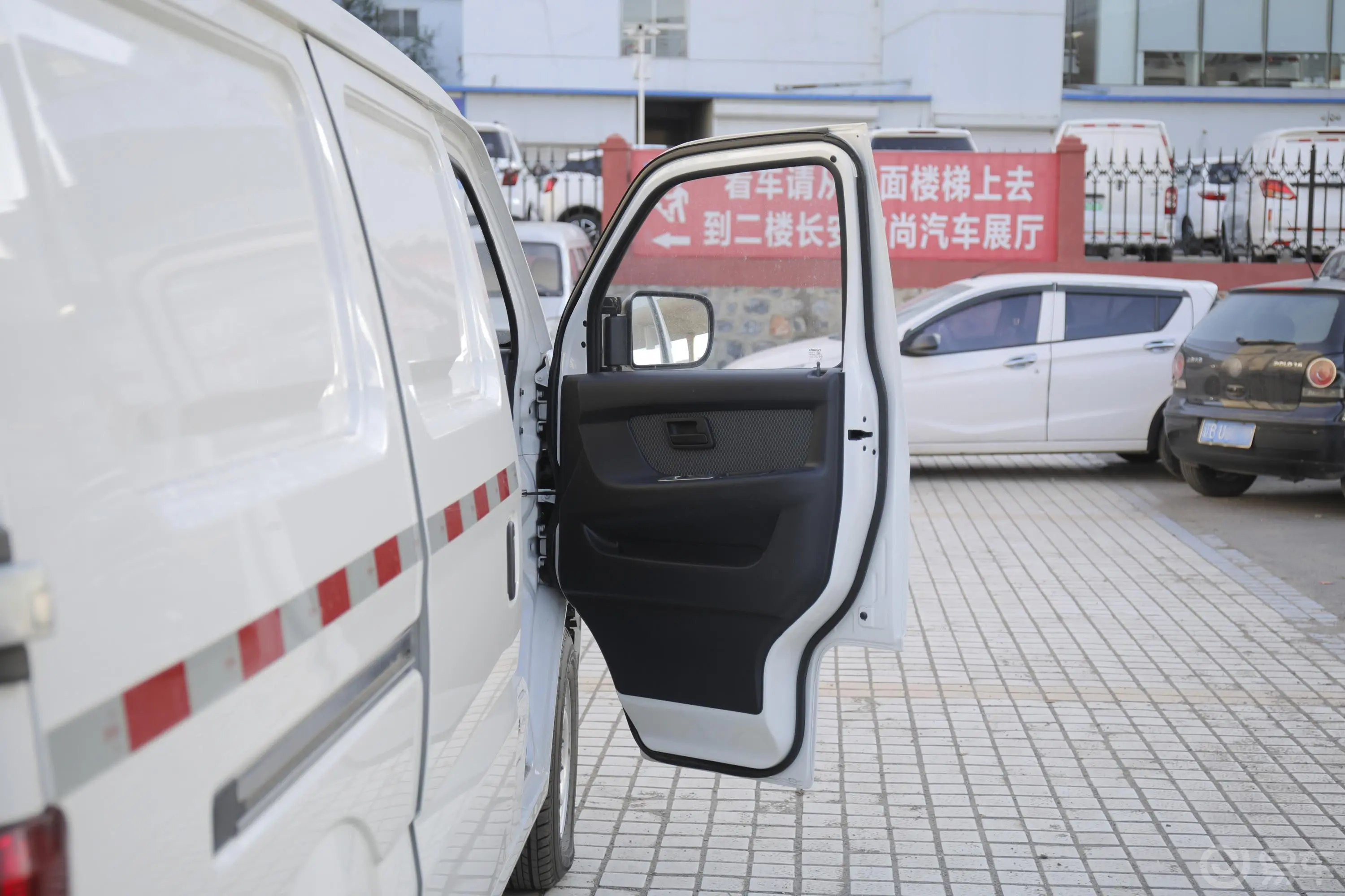 长安之星9厢式运输车 1.5L 手动 基本版副驾驶员车门