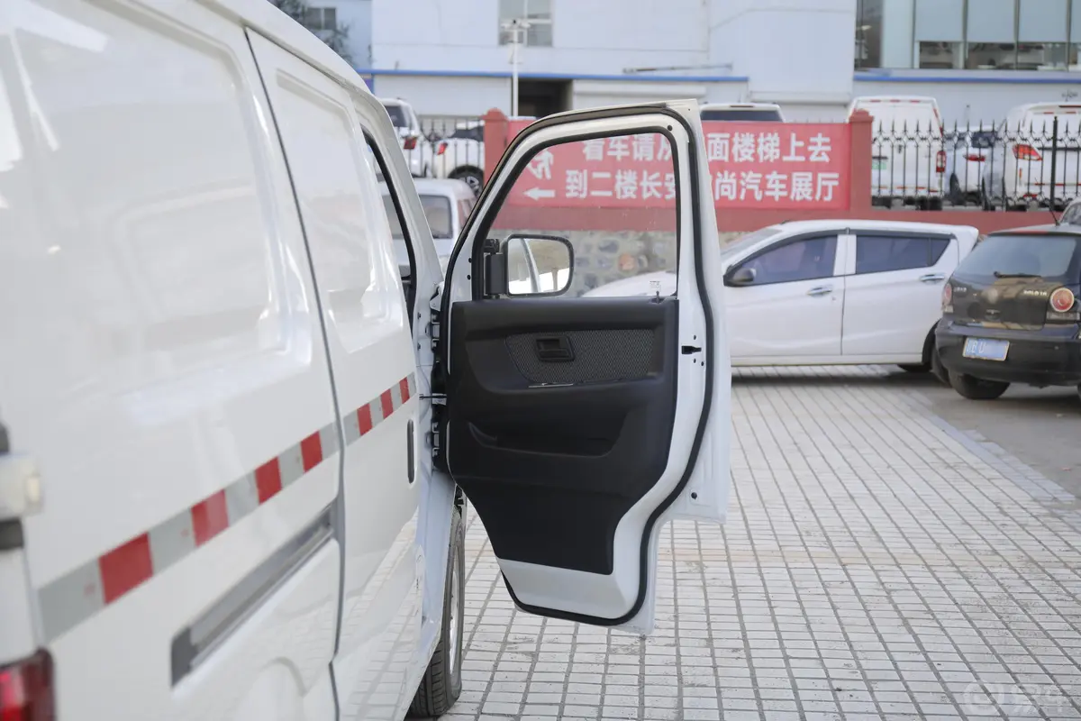 长安之星9厢式运输车 1.5L 手动 基本版副驾驶员车门