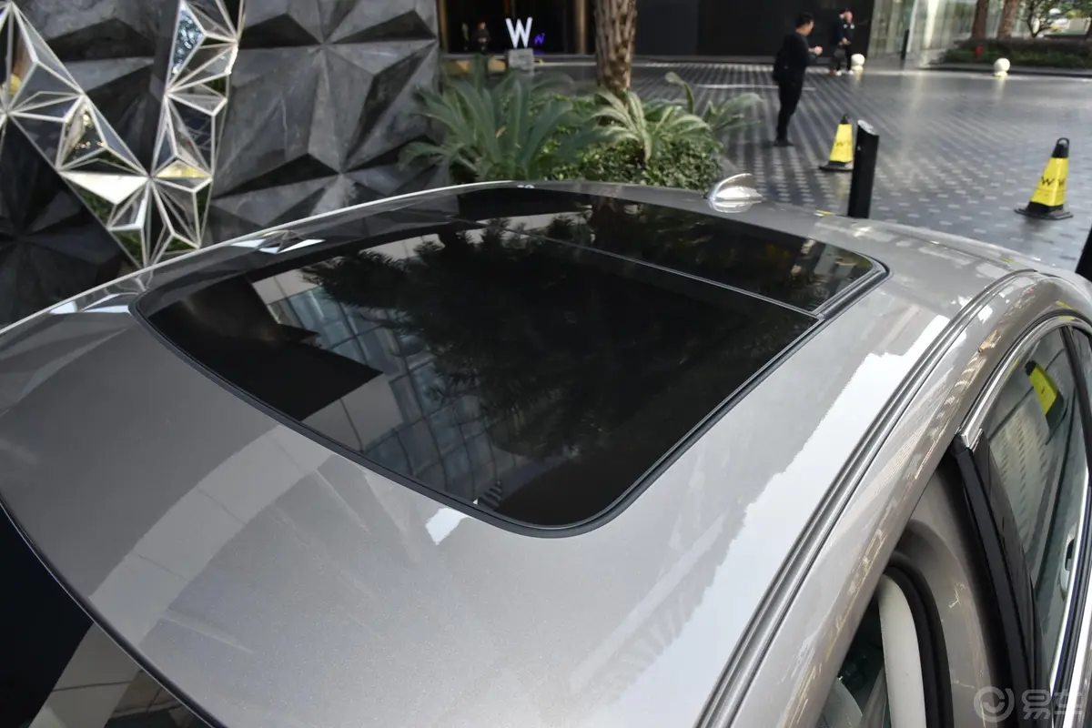 沃尔沃S60T4 智远豪华版天窗