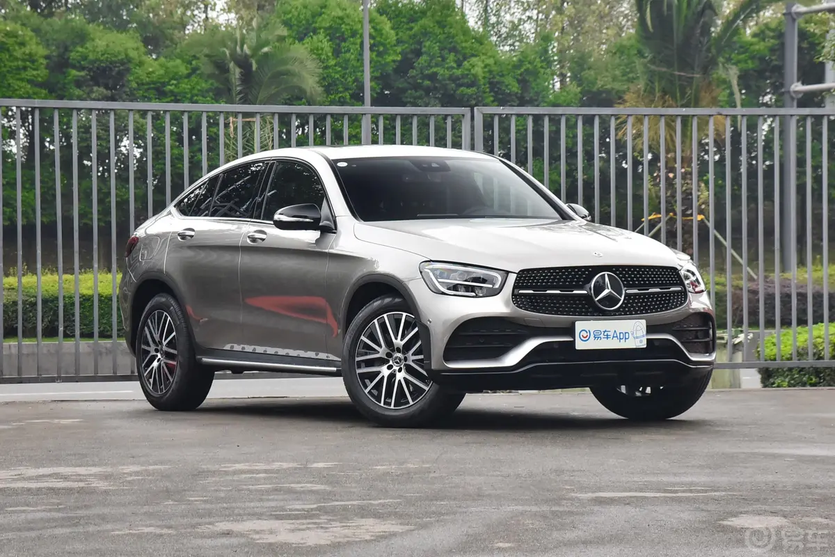 奔驰GLC轿跑GLC 300 4MATIC 轿跑SUV外观