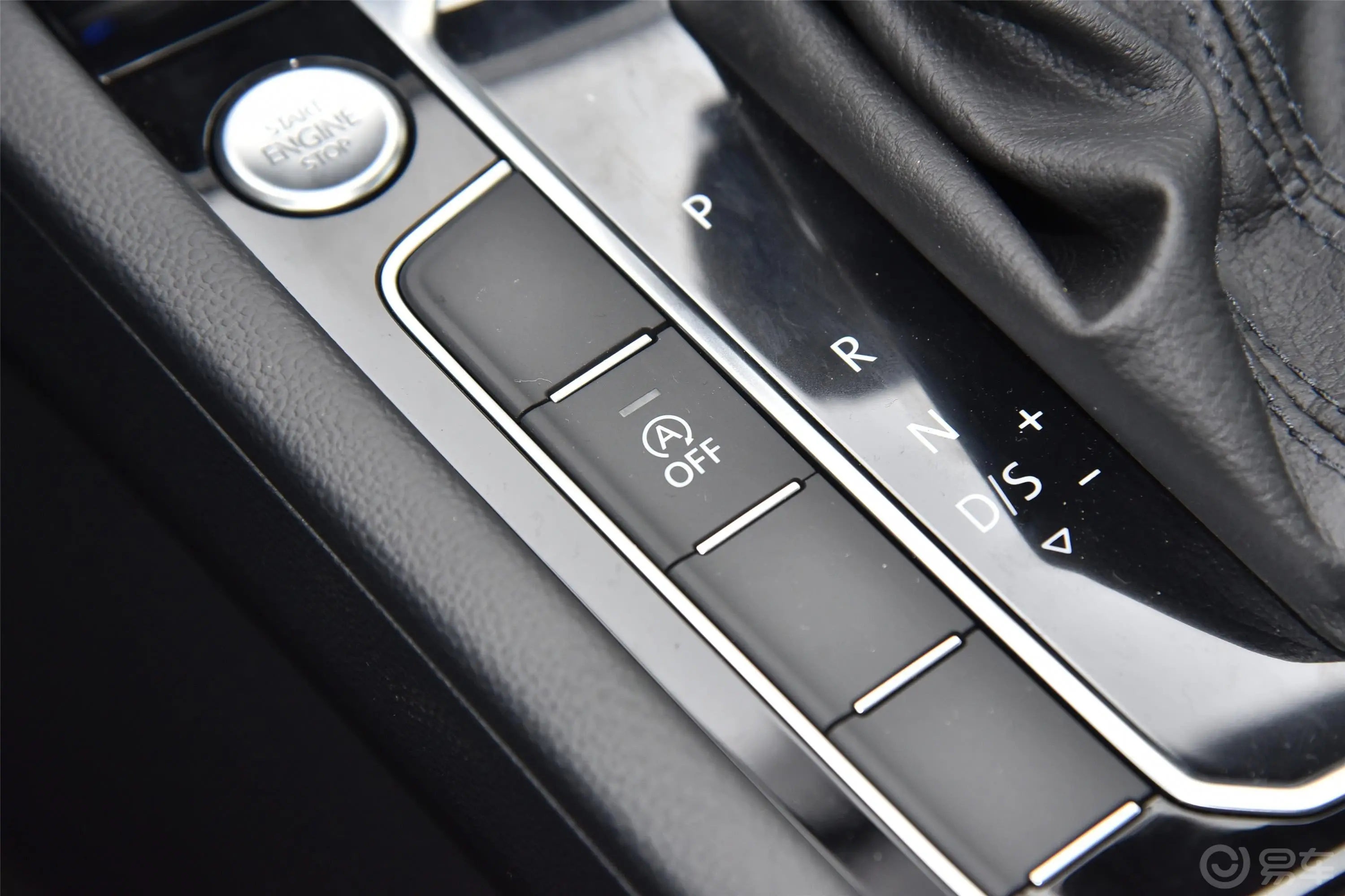 一汽-大众CC330TSI 双离合 华颜版 国VI内饰