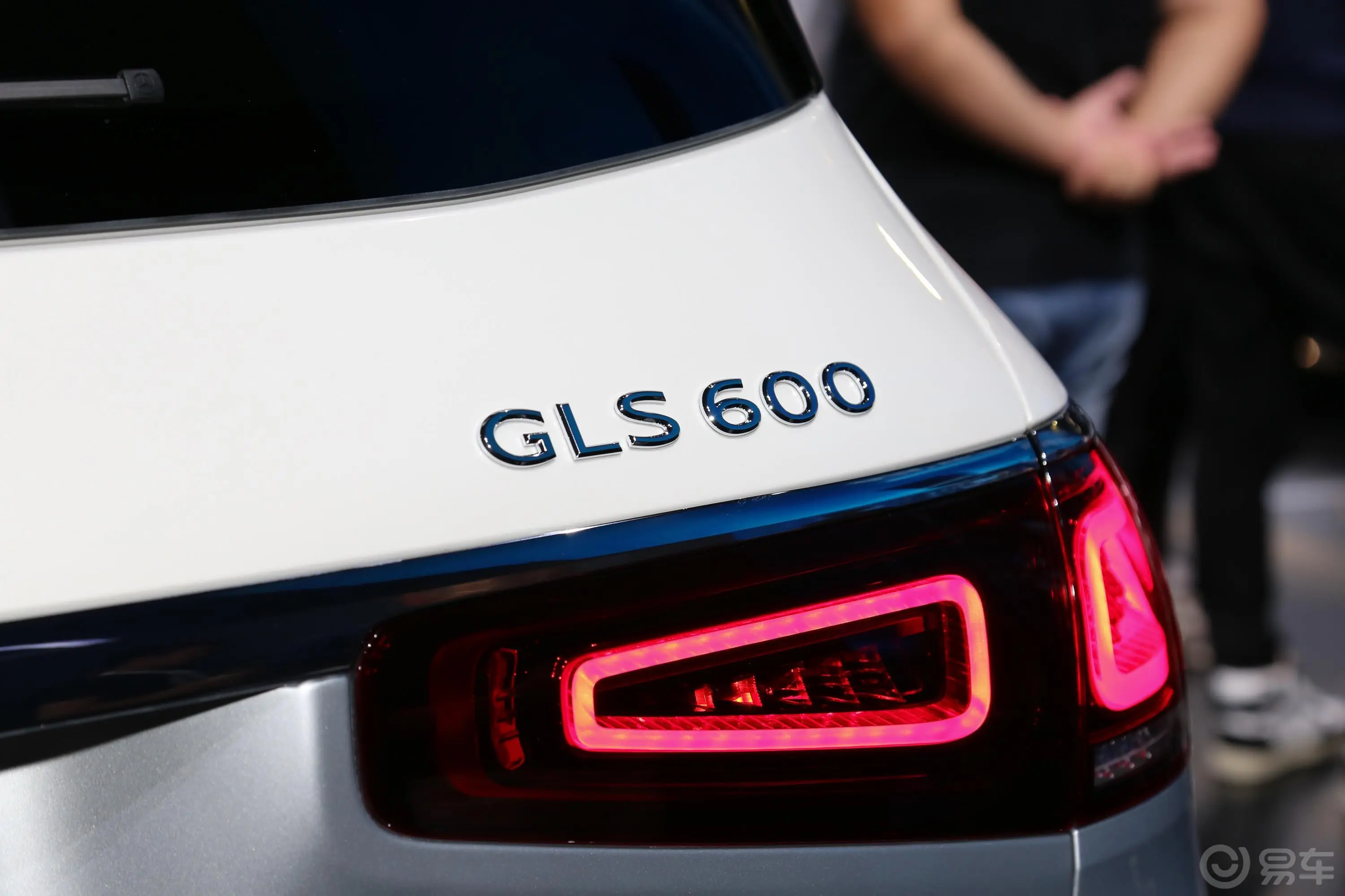 迈巴赫GLSGLS 600 4MATIC 礼尚版外观