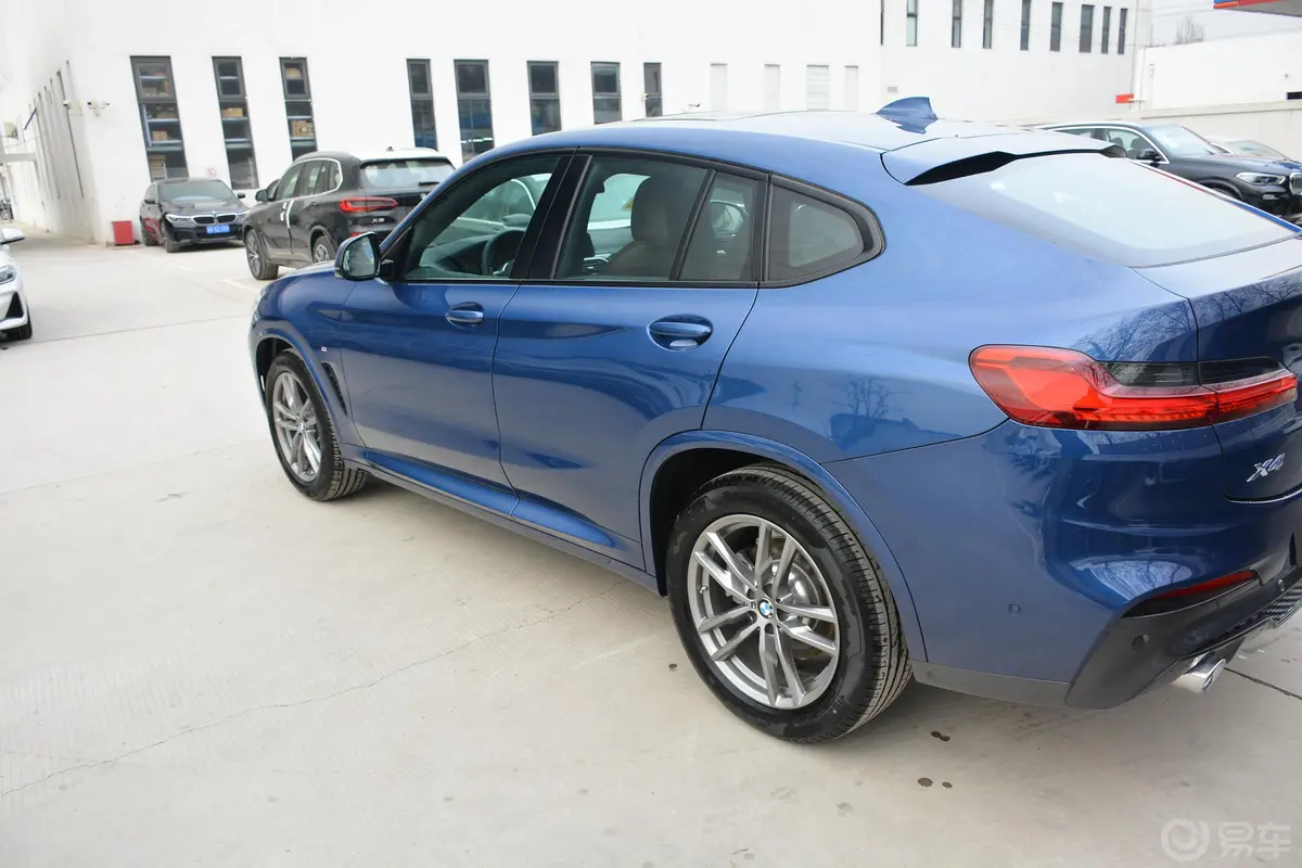 宝马X4xDrive25i M运动套装外观