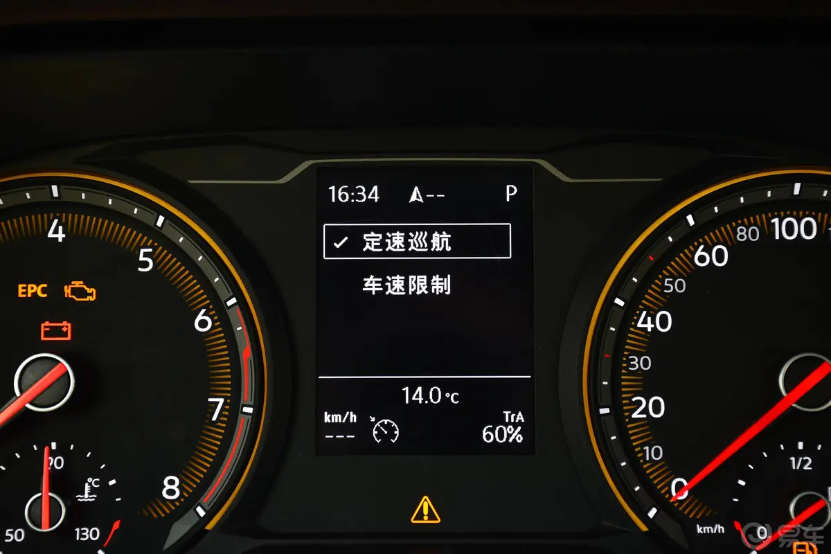 途岳280TSI 双离合 两驱 豪华版 国V内饰