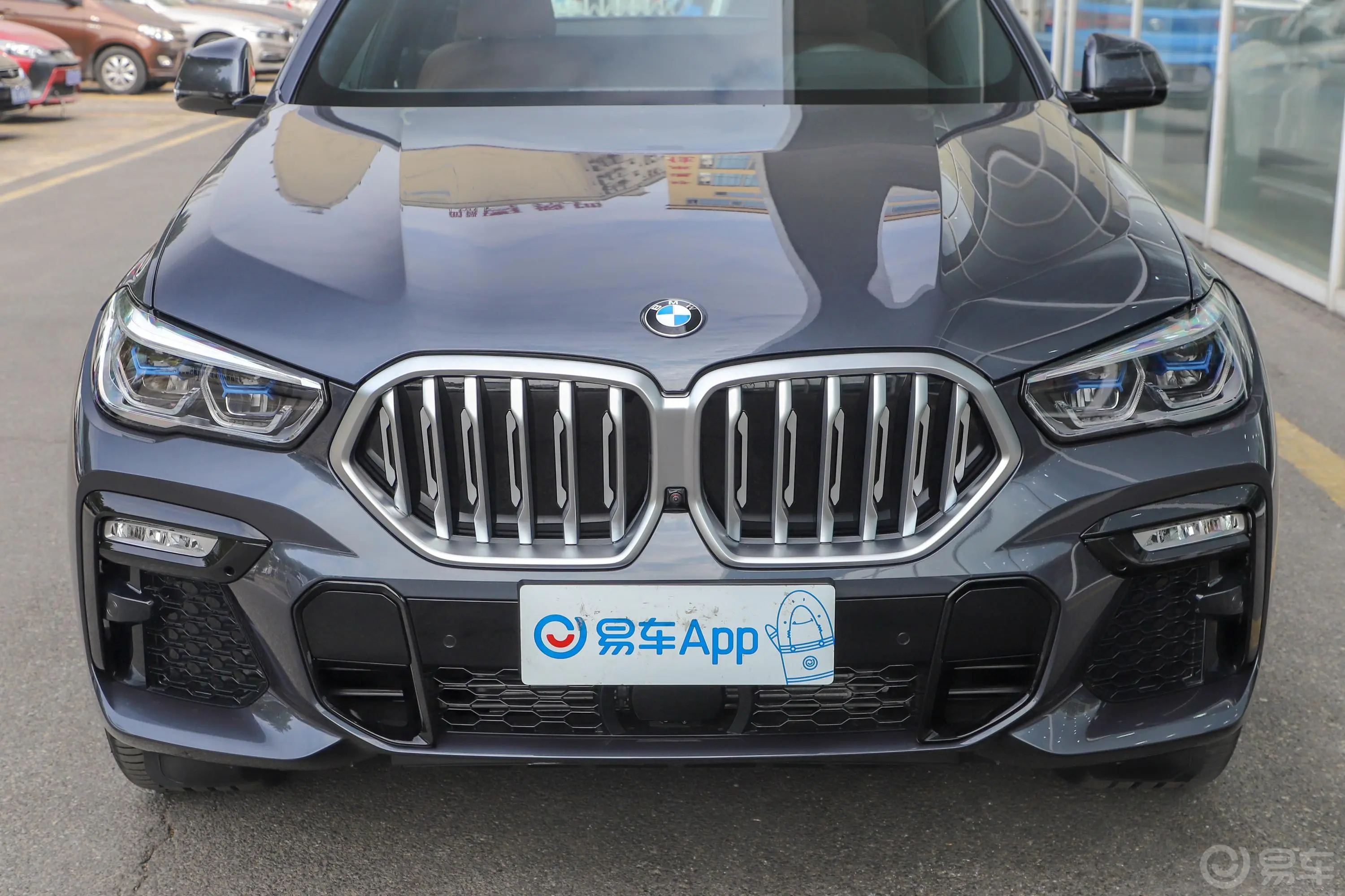 宝马X6xDrive40i 尊享型 M运动套装外观