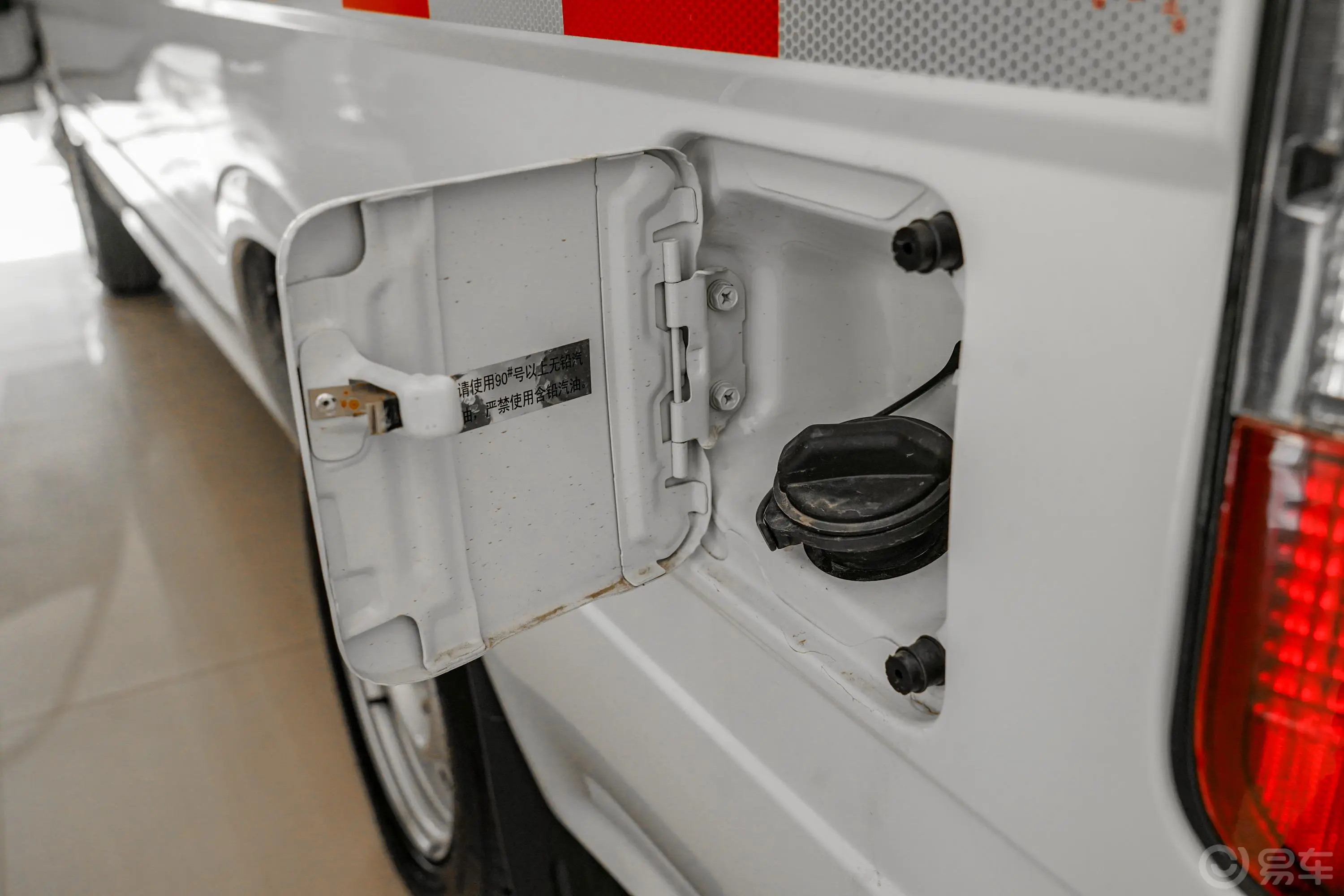 金旅海狮EV龙运GLE850 标准型油箱盖
