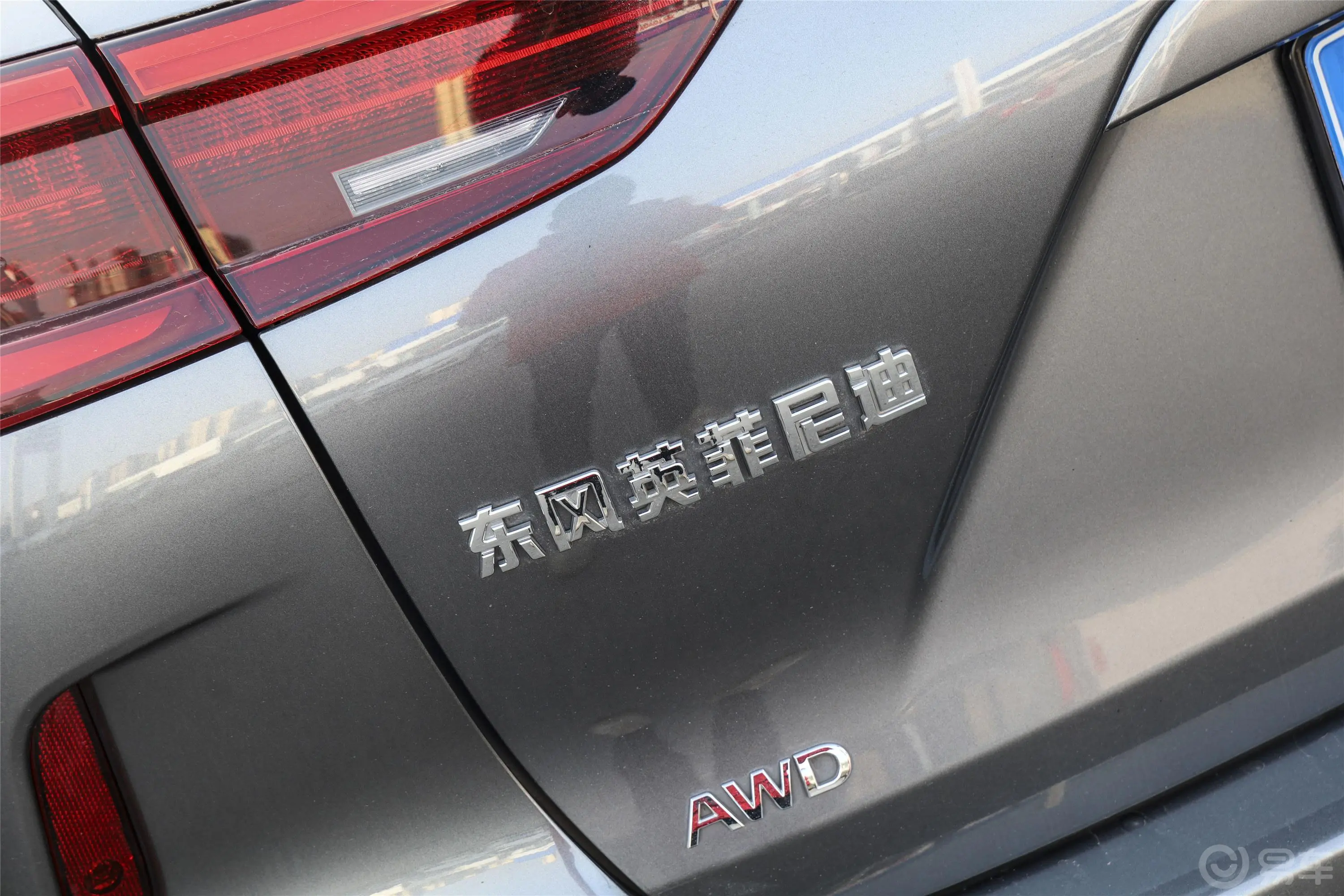 英菲尼迪QX502.0T 四驱 旗舰版外观