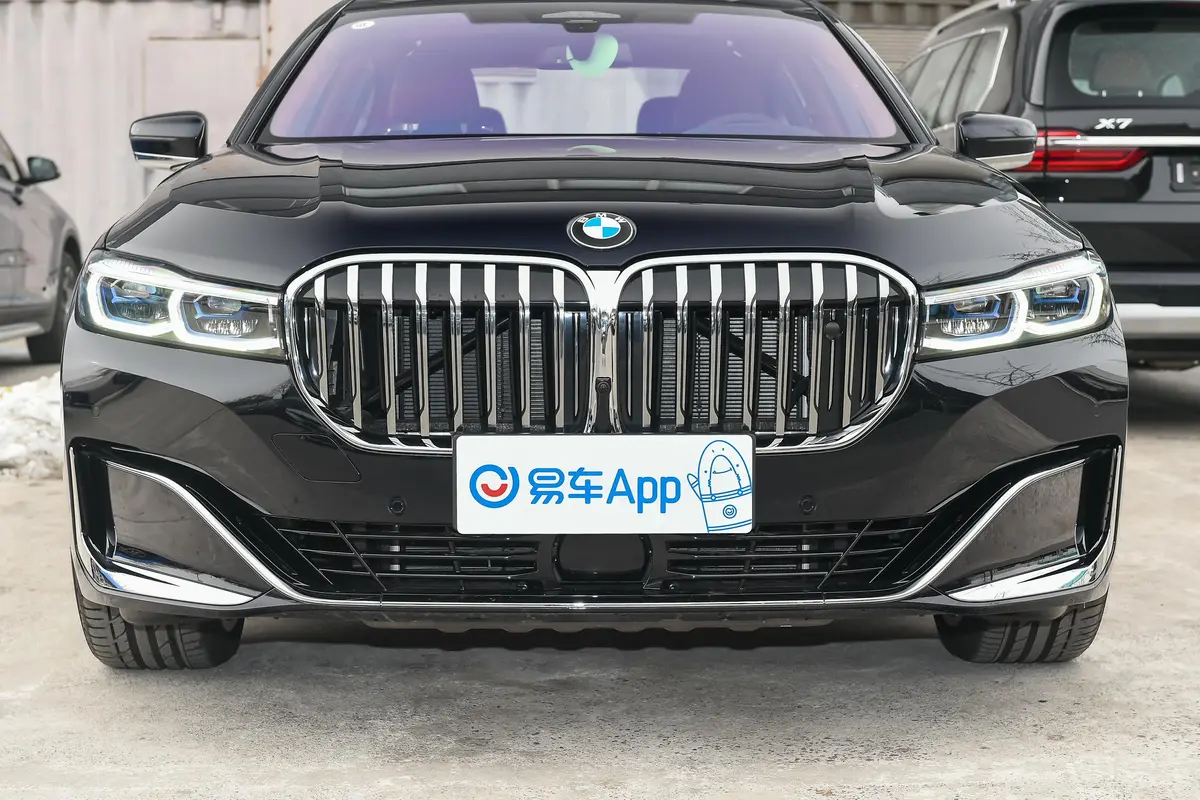 宝马7系M760Li xDrive V12 豪华套装外观