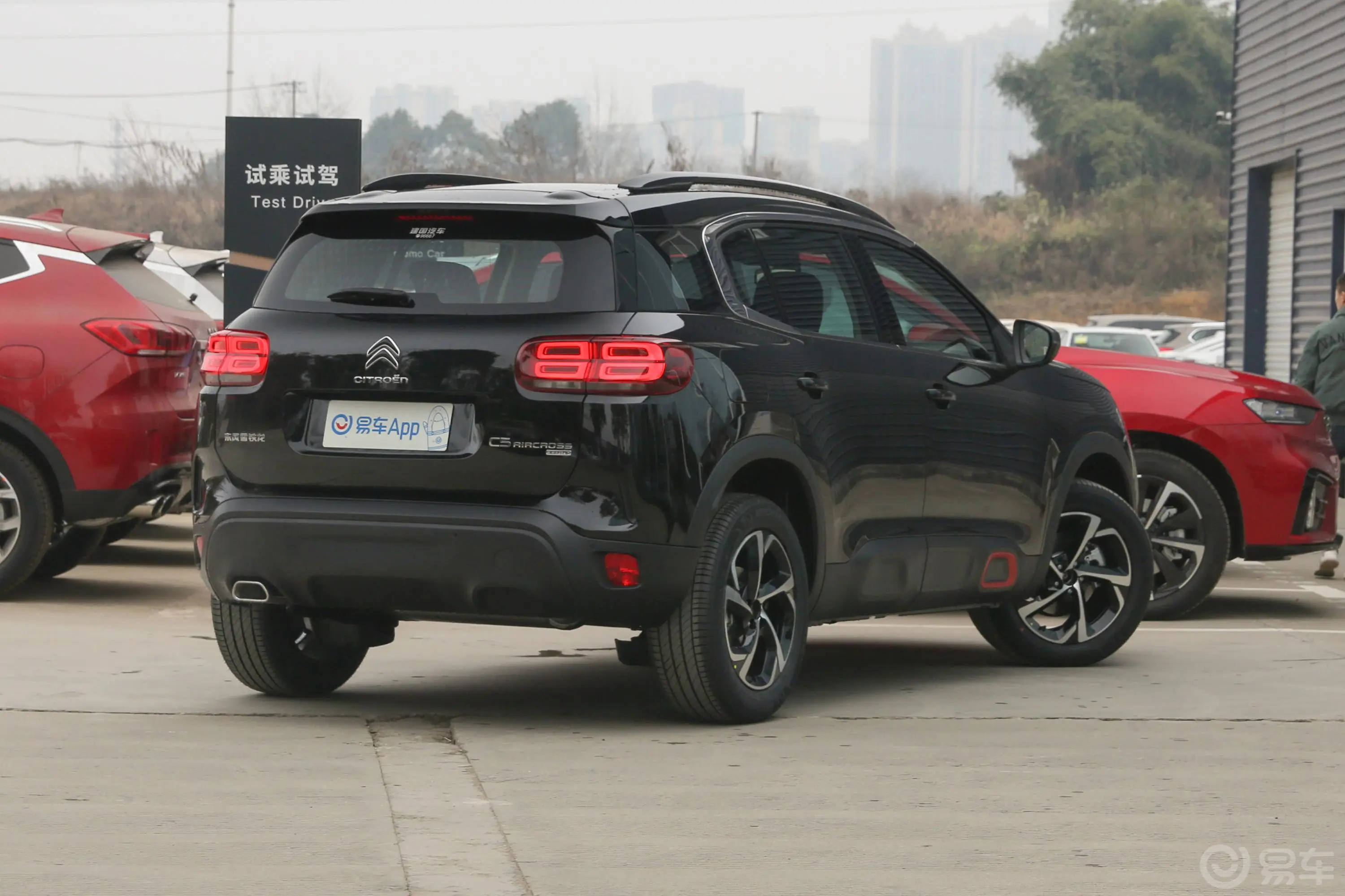 天逸 C5 AIRCROSS360THP 舒享型侧后45度车头向右水平